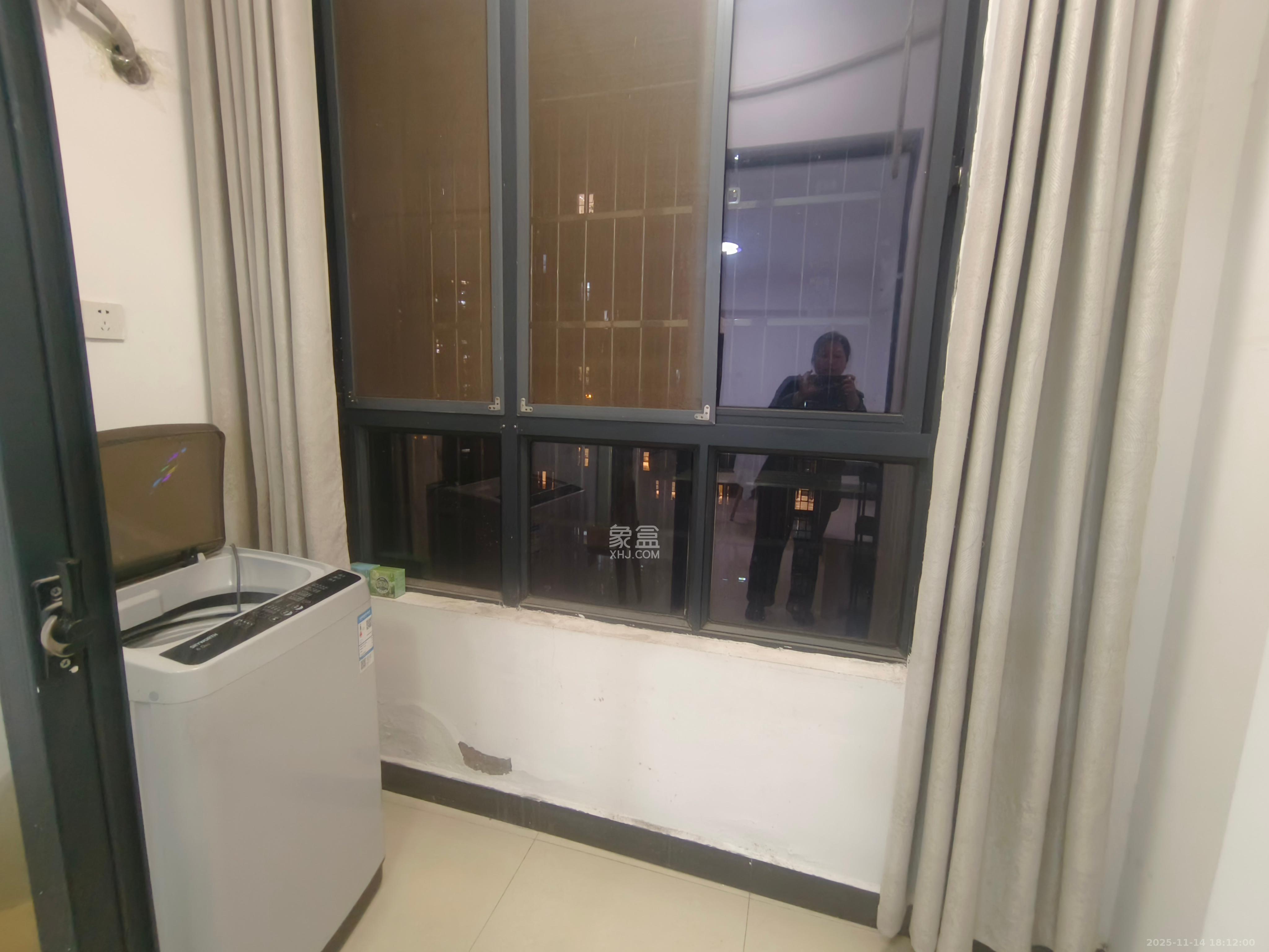 圭塘三小区 1室1厅1卫 1500.0元/月 圭塘三小区 1室1厅1卫 1500.0元/月室内图