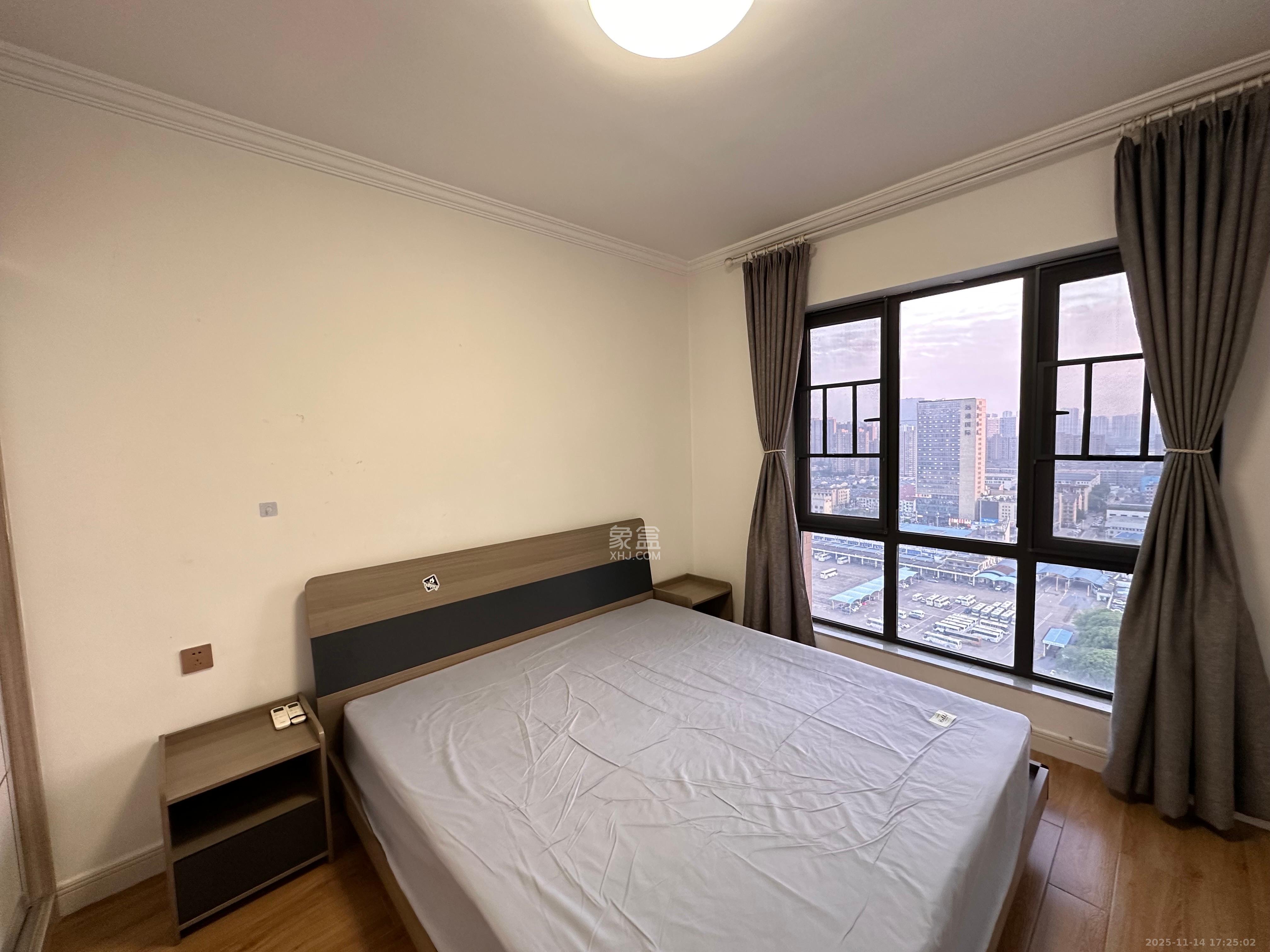 东宜兰园 2室1厅1卫 2000.0元/月 东宜兰园 2室1厅1卫 2000.0元/月室内图