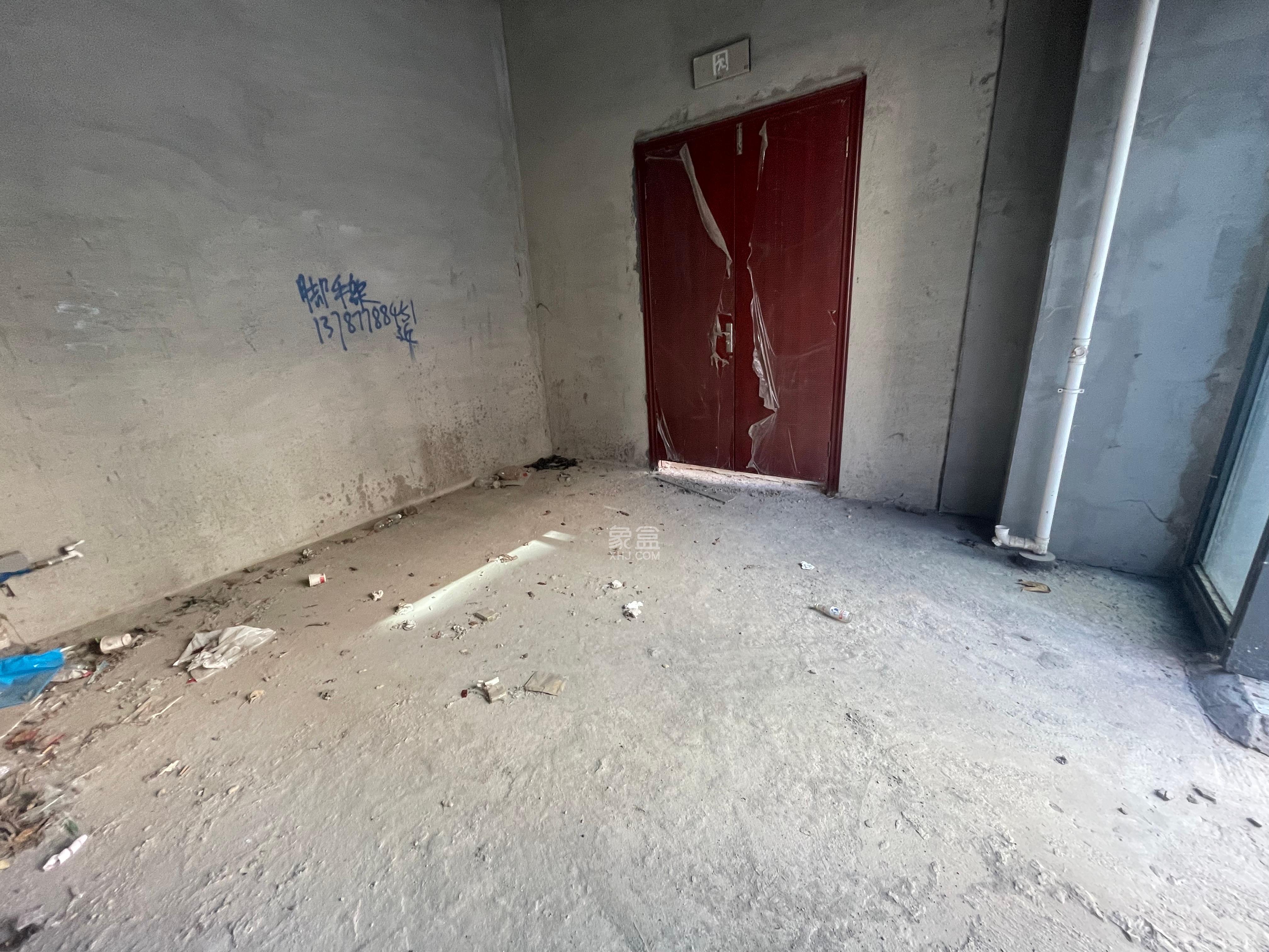 德盛欢乐广场   23.97㎡      680.0元/月室内图