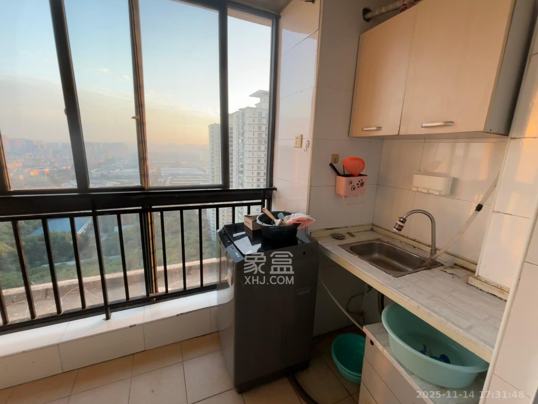 尚都花园城  1室1厅1卫    1100.0元/月室内图