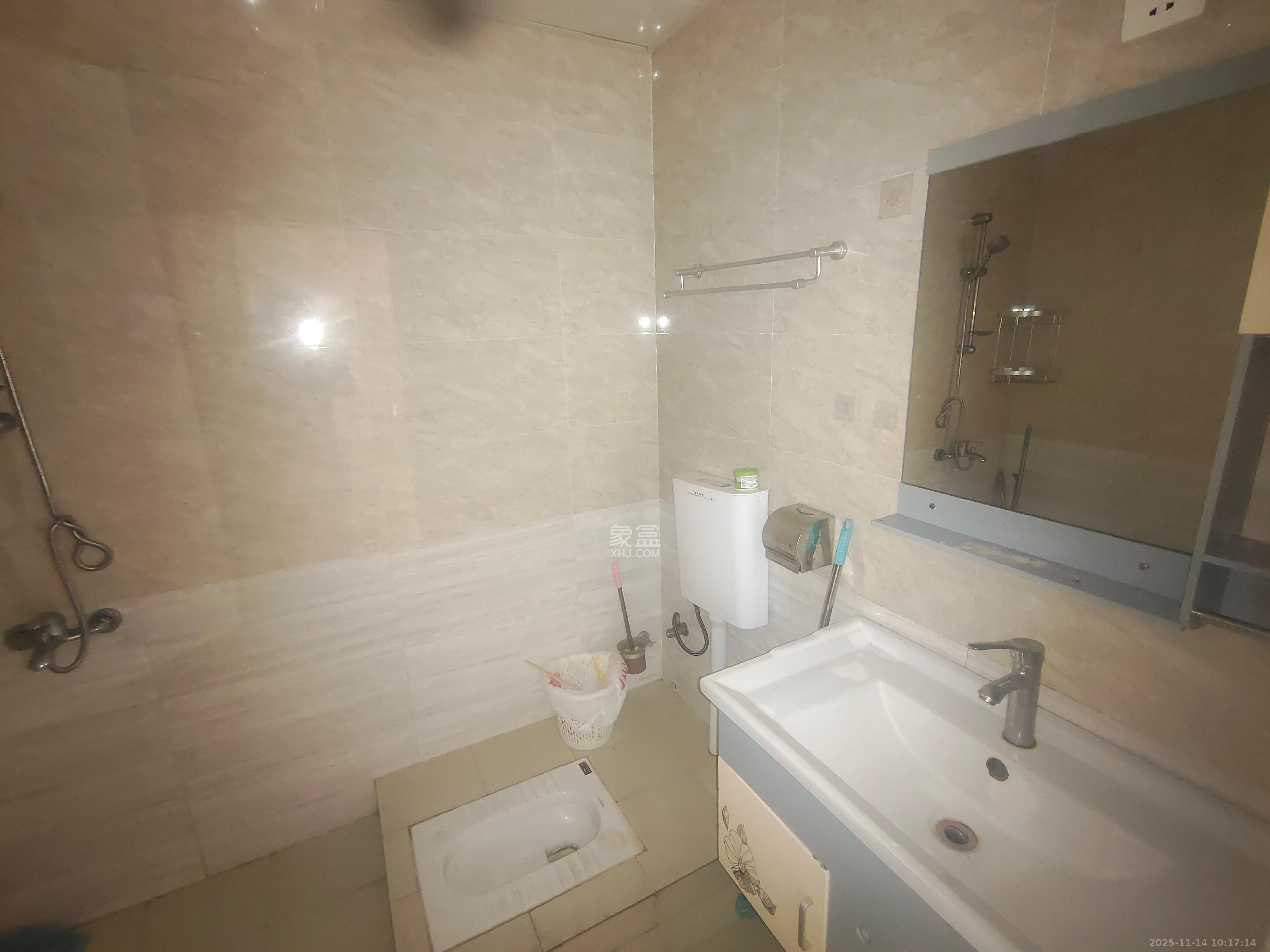 奥克斯缔壹城 1室1厅1卫 1100.0元/月 奥克斯缔壹城 1室1厅1卫 1100.0元/月室内图