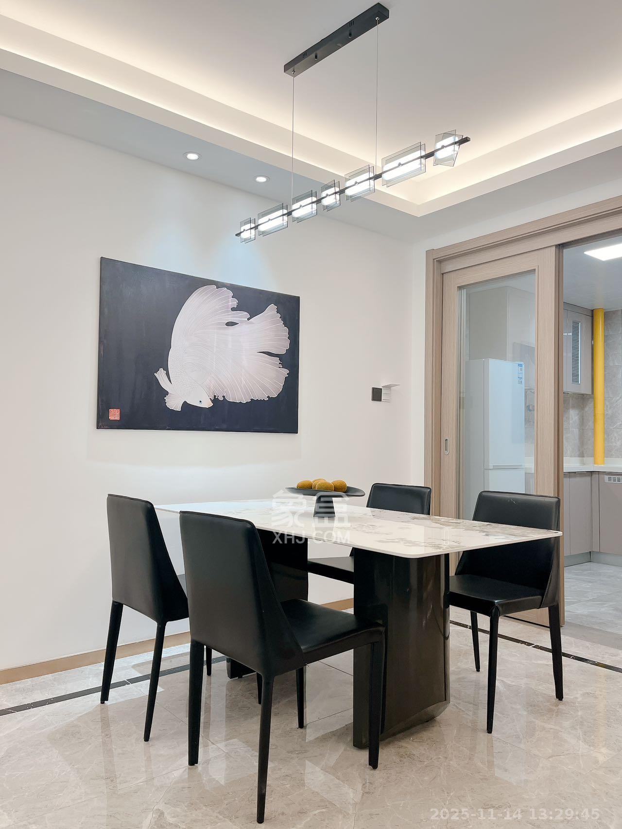 旭辉雨花郡  4室2厅2卫    5500.0元/月室内图