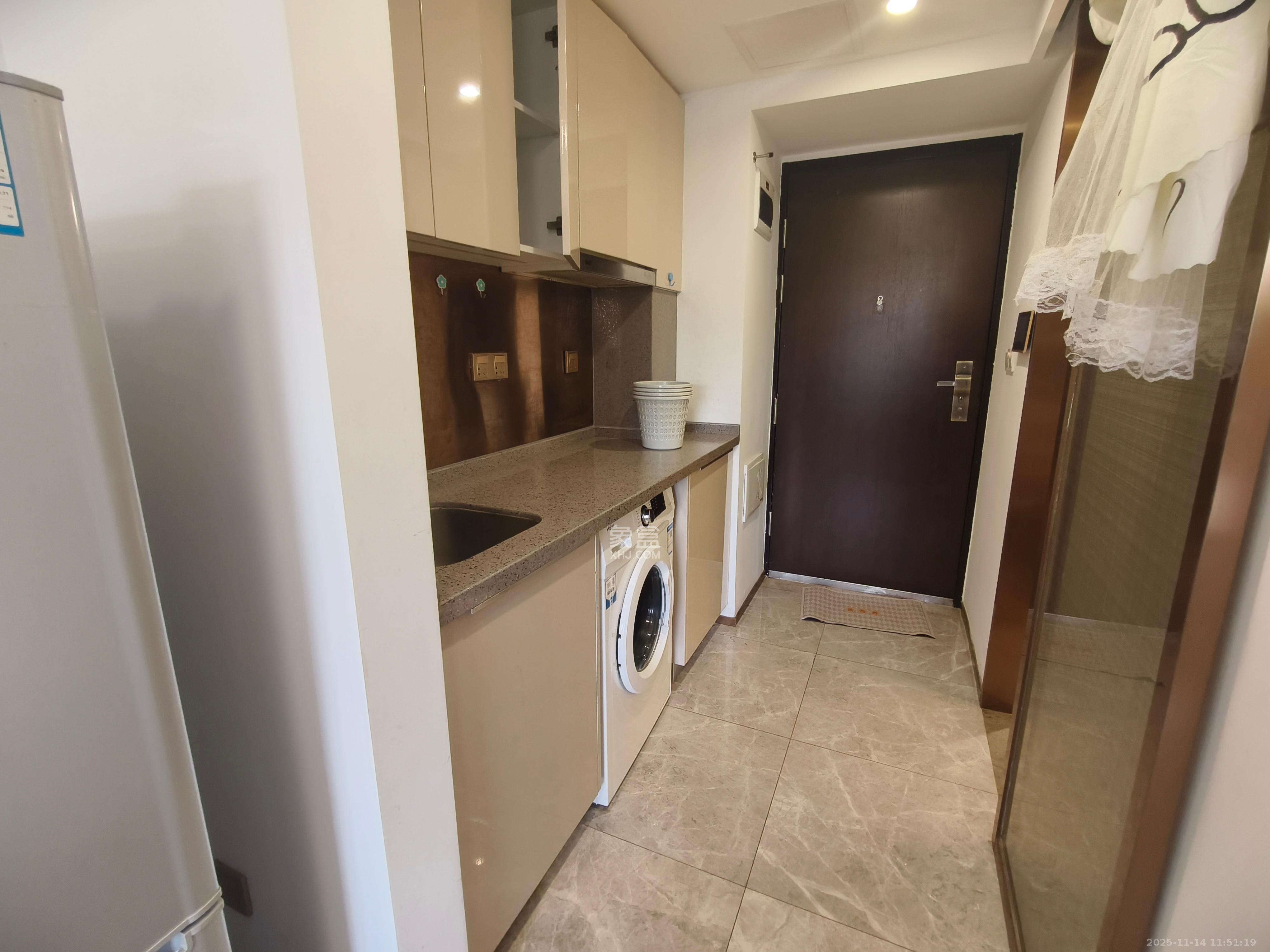 旭辉华宇南宸府 1室0厅0卫 1300.0元/月 旭辉华宇南宸府 1室0厅0卫 1300.0元/月室内图