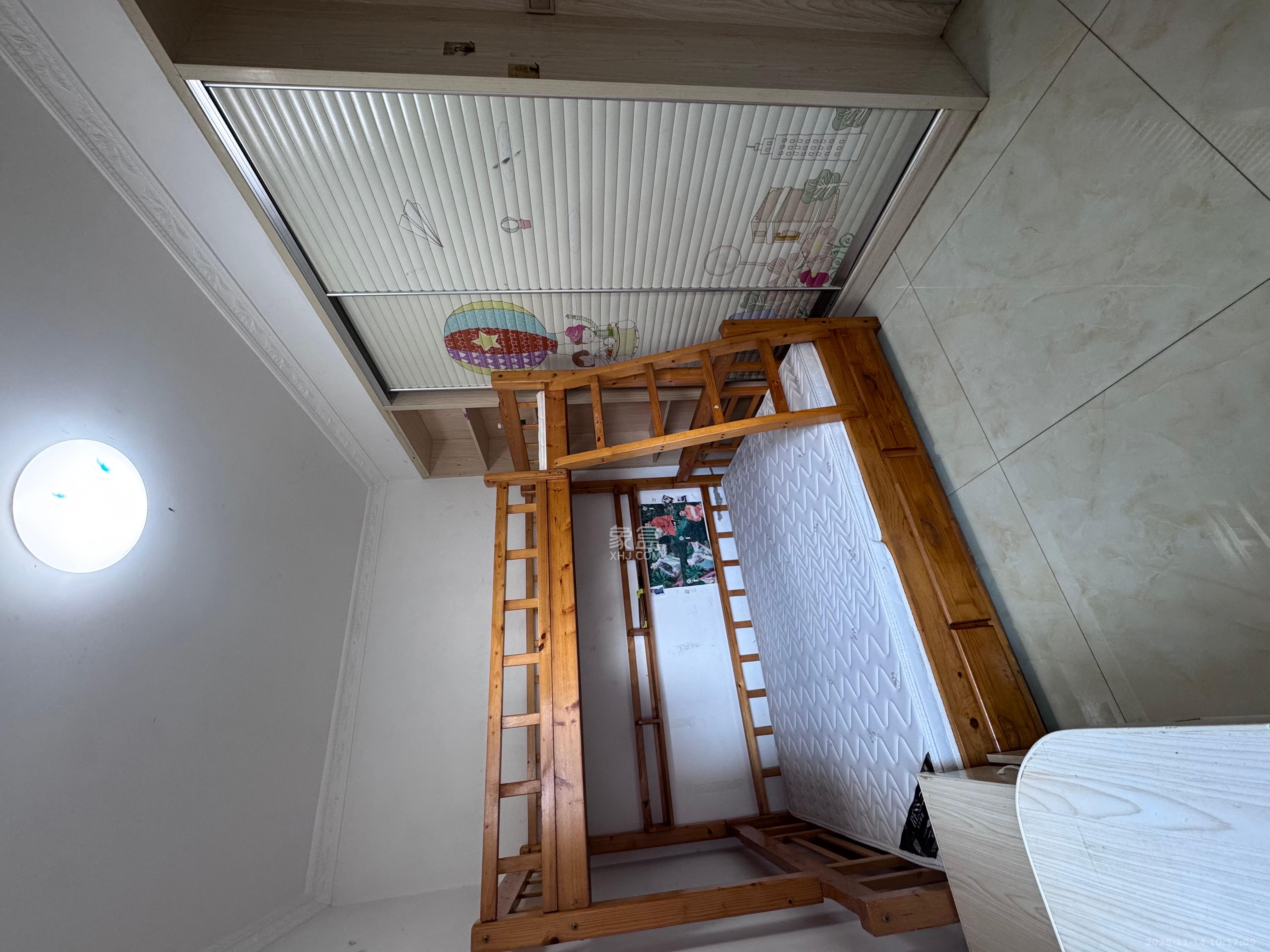 丽发新城  2室2厅1卫    1600.0元/月室内图