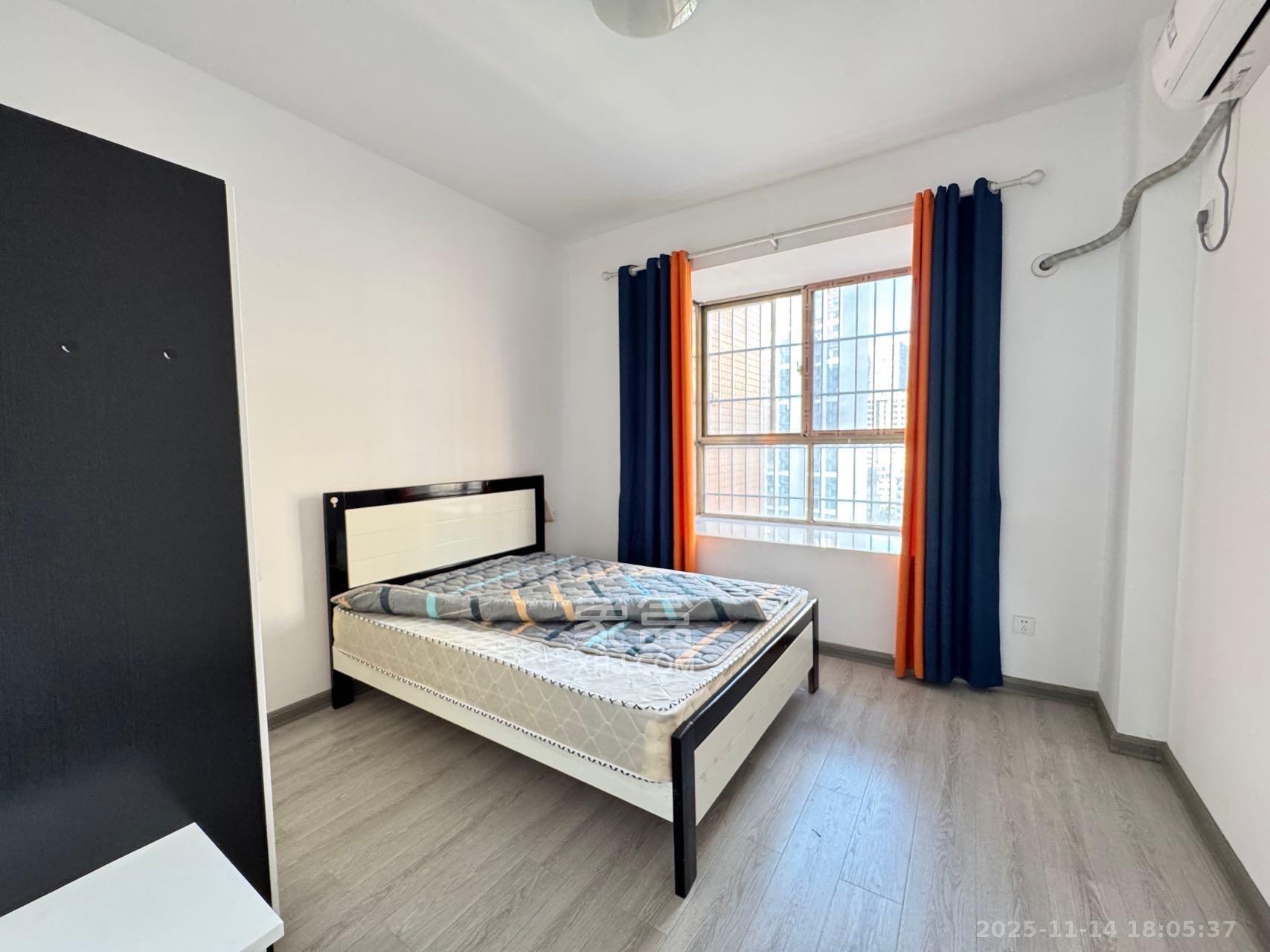 蟠龙欣苑 3室2厅2卫 1800.0元/月 蟠龙欣苑 3室2厅2卫 1800.0元/月室内图