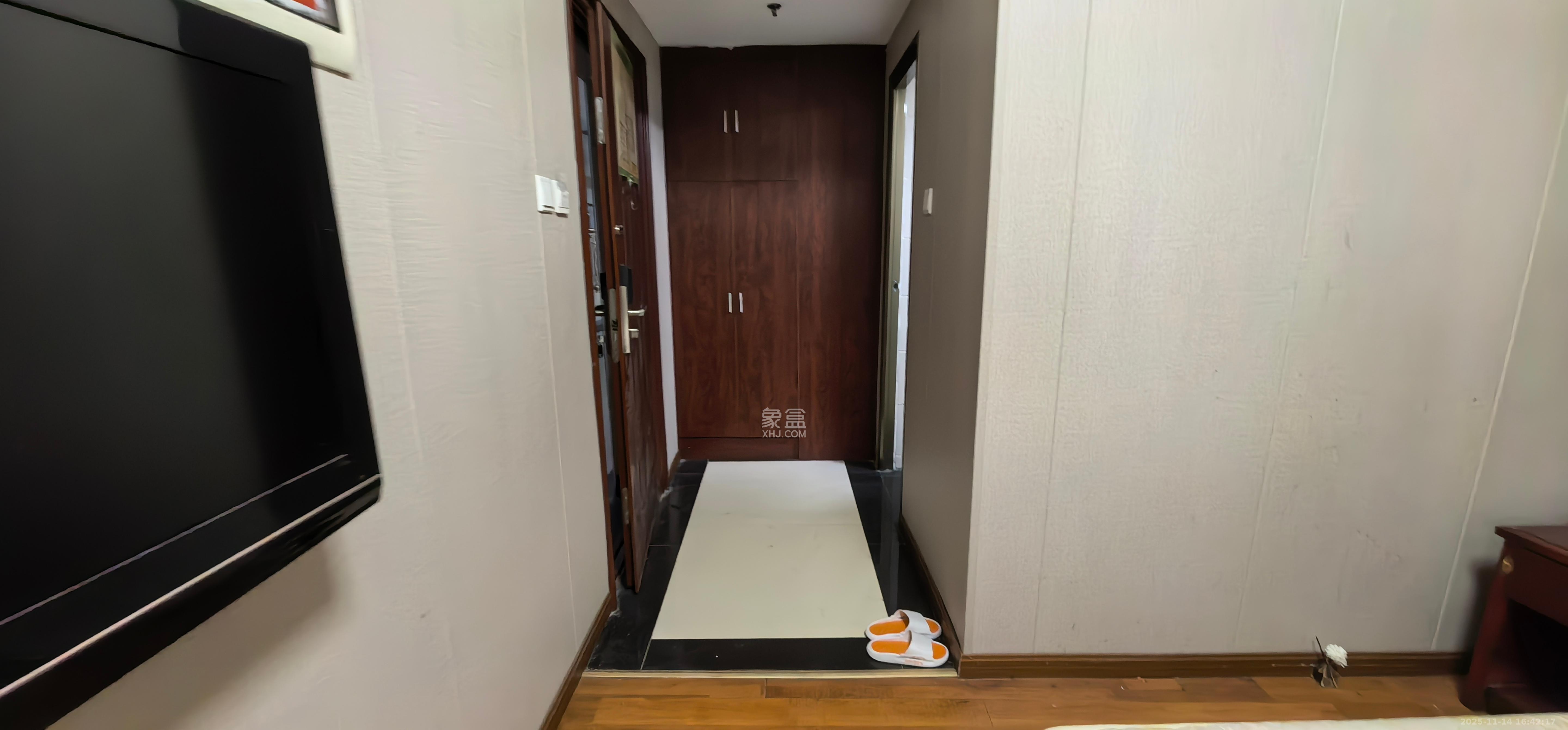 名富公寓 1室1厅1卫 900.0元/月 名富公寓 1室1厅1卫 900.0元/月室内图