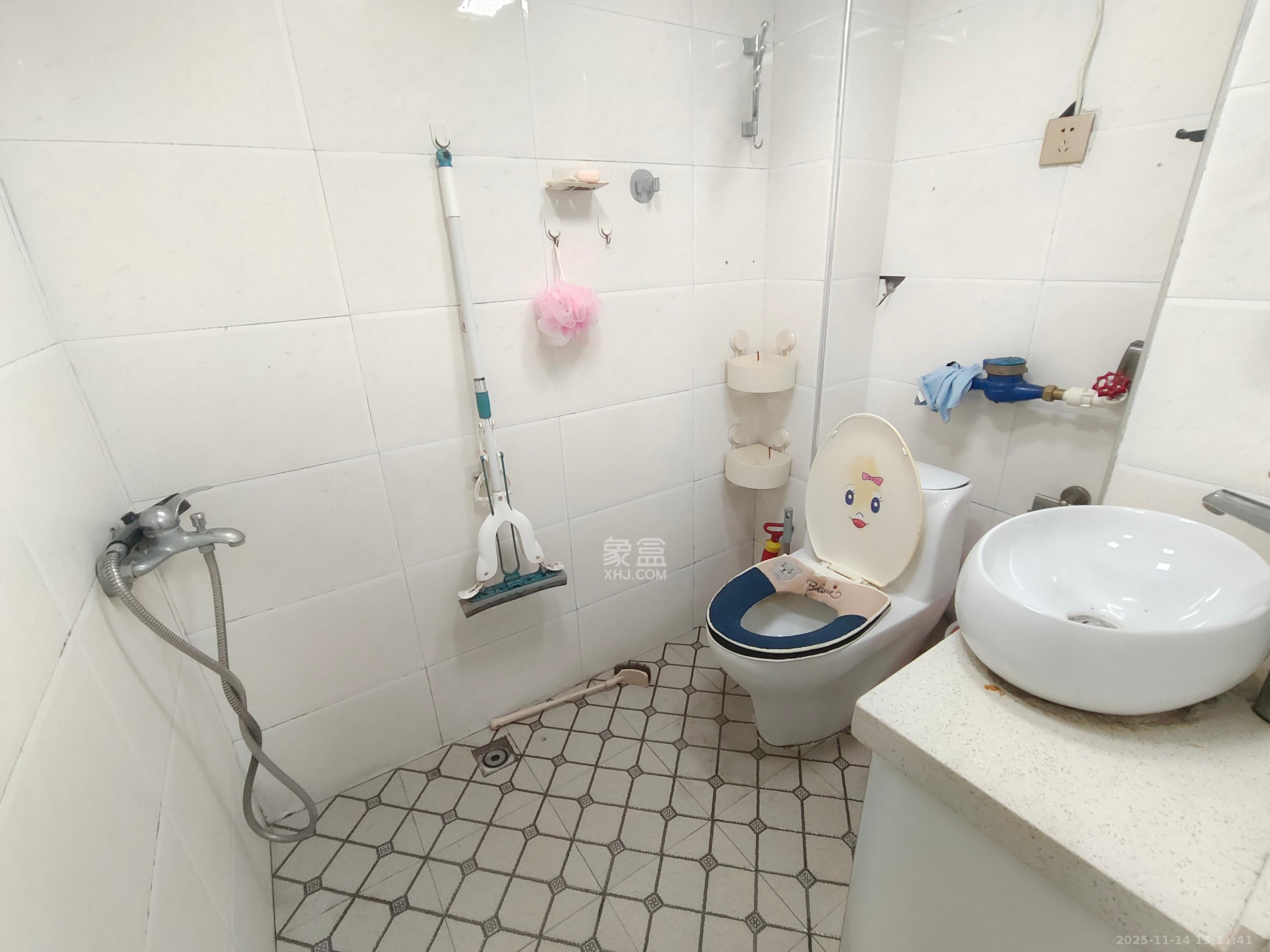 朝阳银座 1室1厅1卫 1700.0元/月 朝阳银座 1室1厅1卫 1700.0元/月室内图