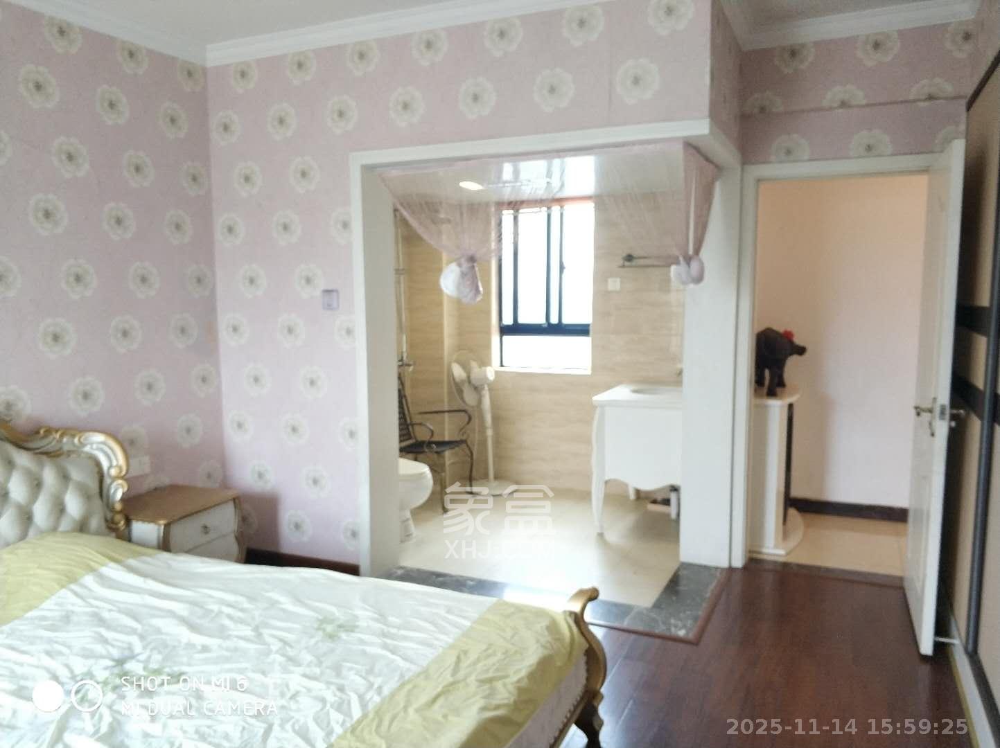 长大卧琥  3室2厅2卫    2700.0元/月室内图