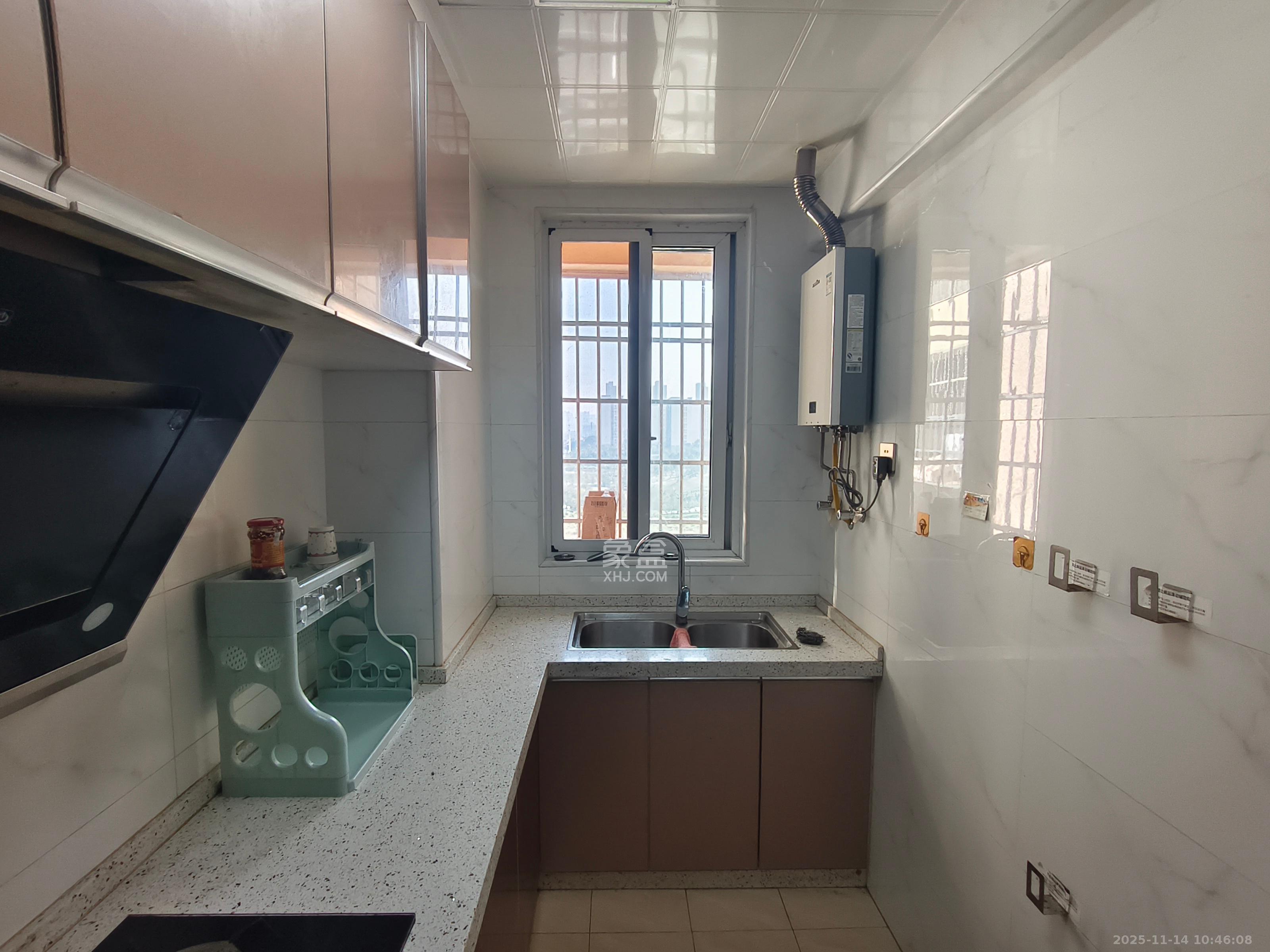 桥头家苑一期  1室1厅1卫    1200.0元/月室内图