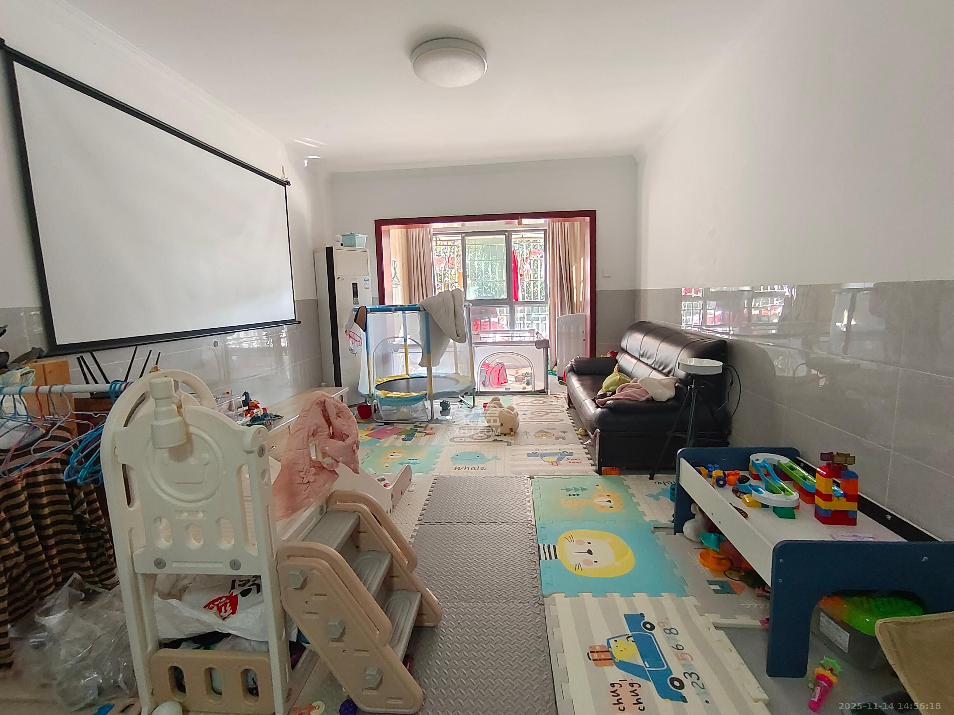 上峰苑（兰亭玥岛）  2室2厅1卫    2300.0元/月室内图