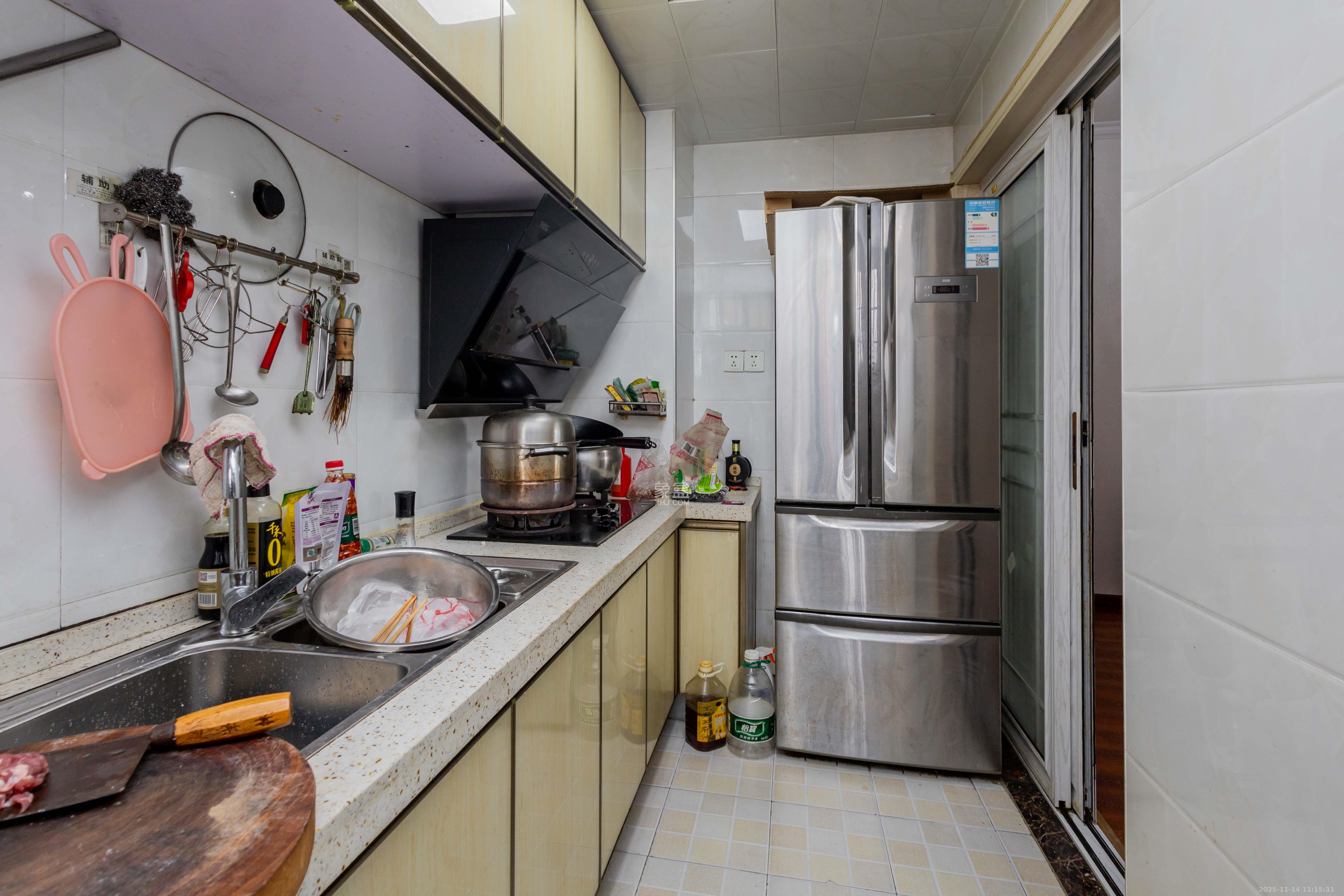 辉宏橄榄城  3室2厅1卫    48.0万厨房