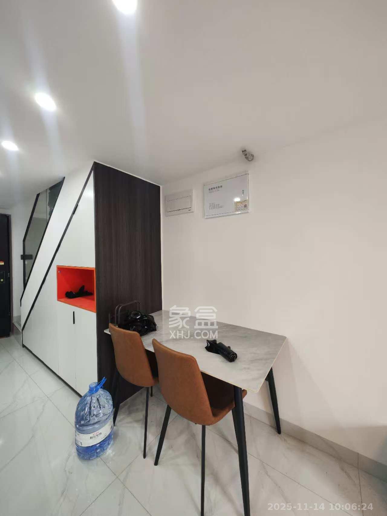 保利恒伟时光印象  1室1厅2卫    1800.0元/月室内图