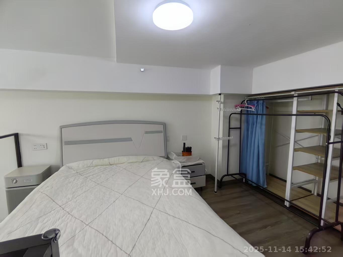 卓越浅水湾  1室0厅0卫    1500.0元/月室内图