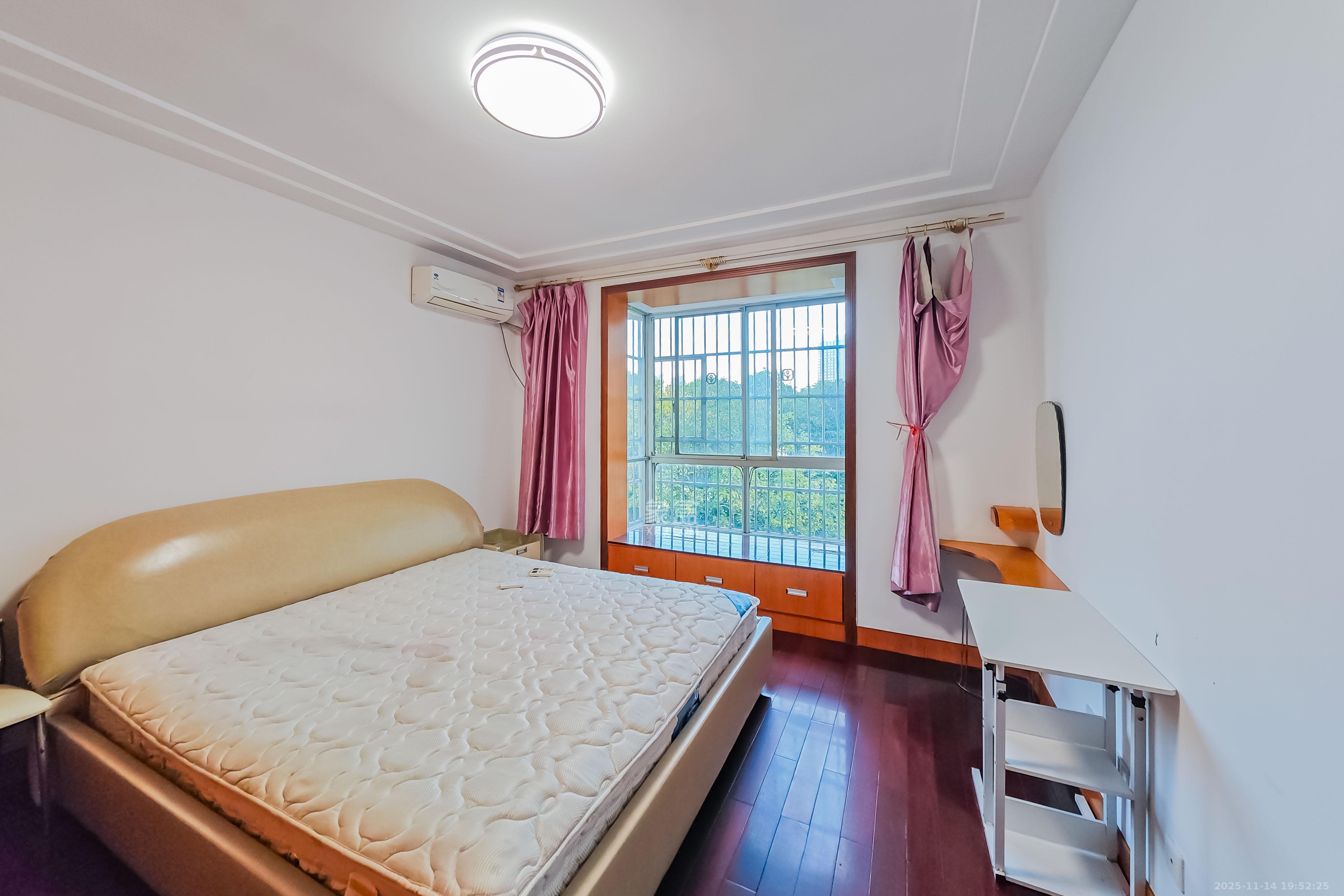 新星小区 2室1厅1卫 64.0万 新星小区 2室1厅1卫 64.0万卧室