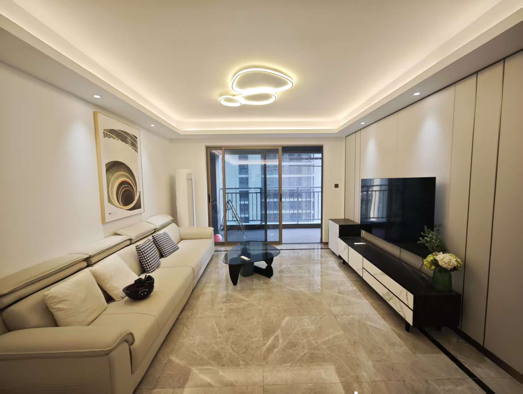 旭辉雨花郡 4室2厅2卫 4600.0元/月 旭辉雨花郡 4室2厅2卫 4600.0元/月户型图