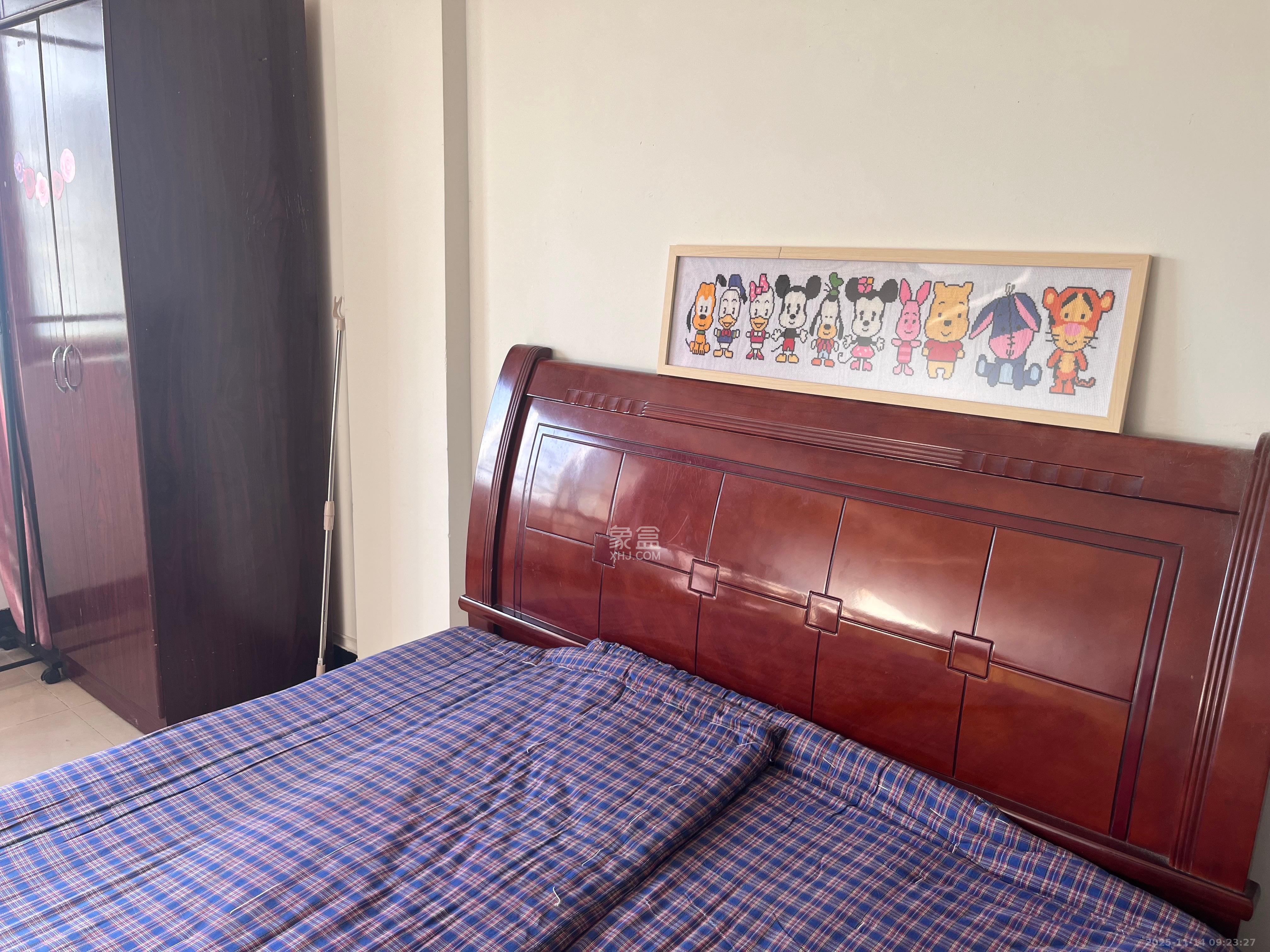 三和公寓  1室1厅1卫    1100.0元/月室内图