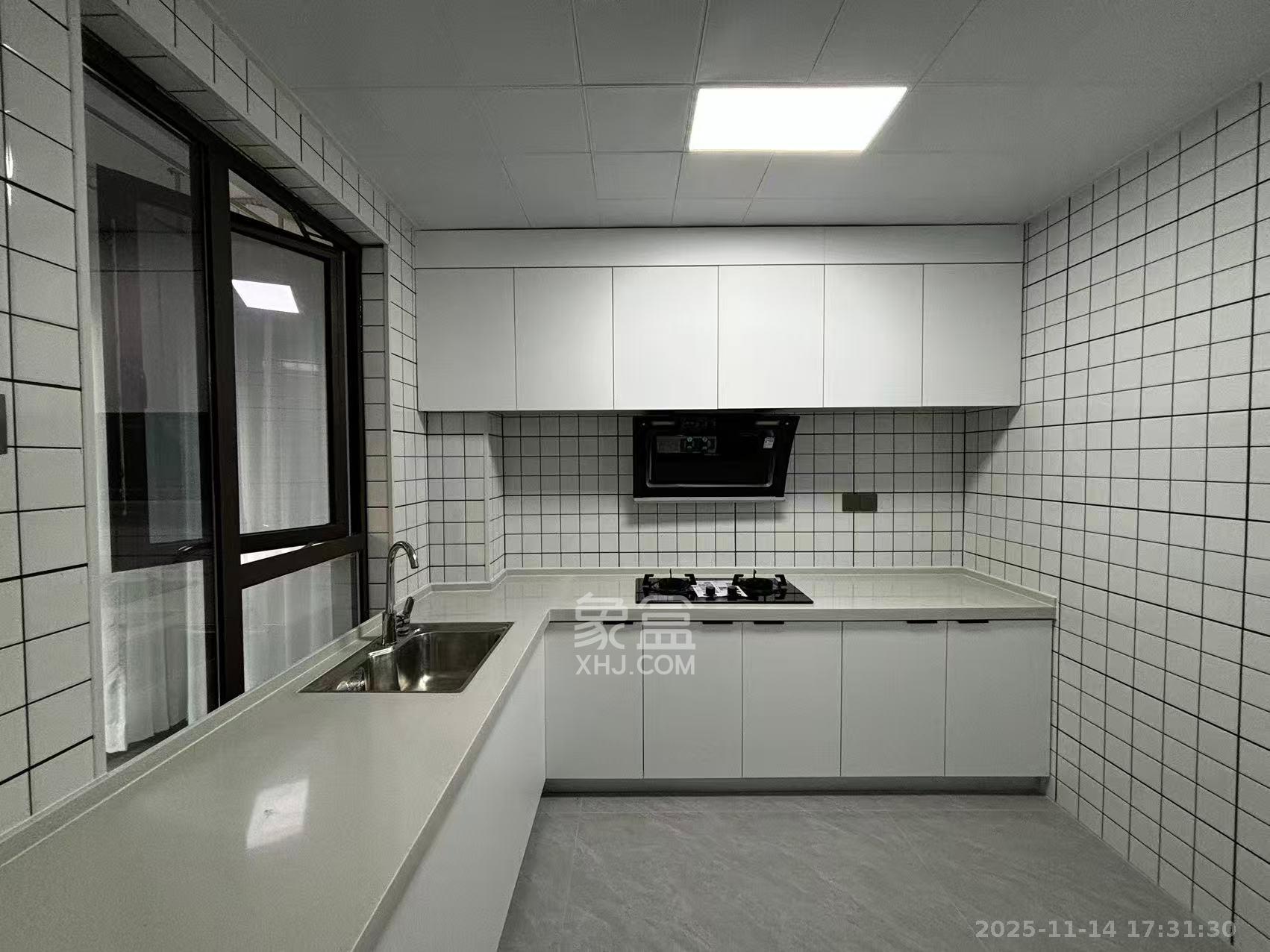 润和滨江府  5室2厅2卫    3700.0元/月室内图