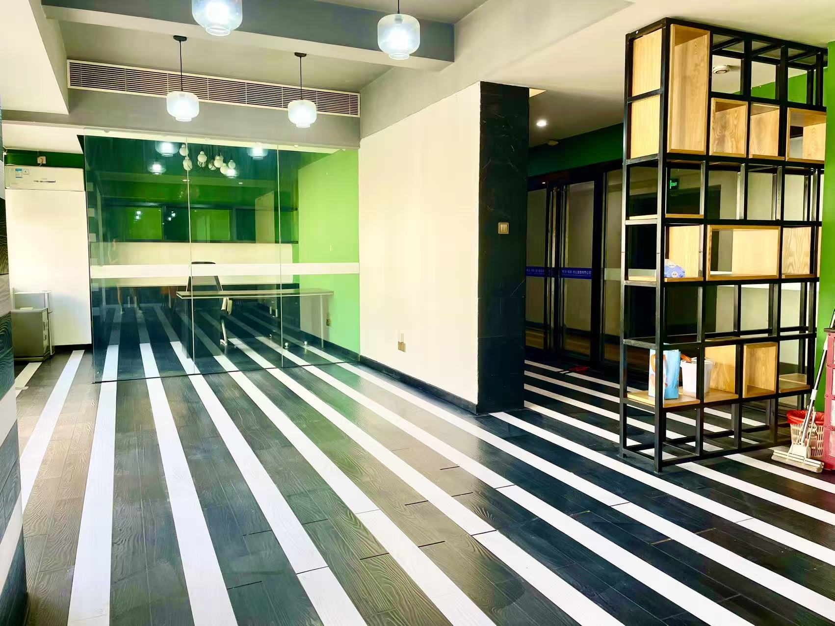 帝国大厦  1室1厅1卫    4000.0元/月室内图