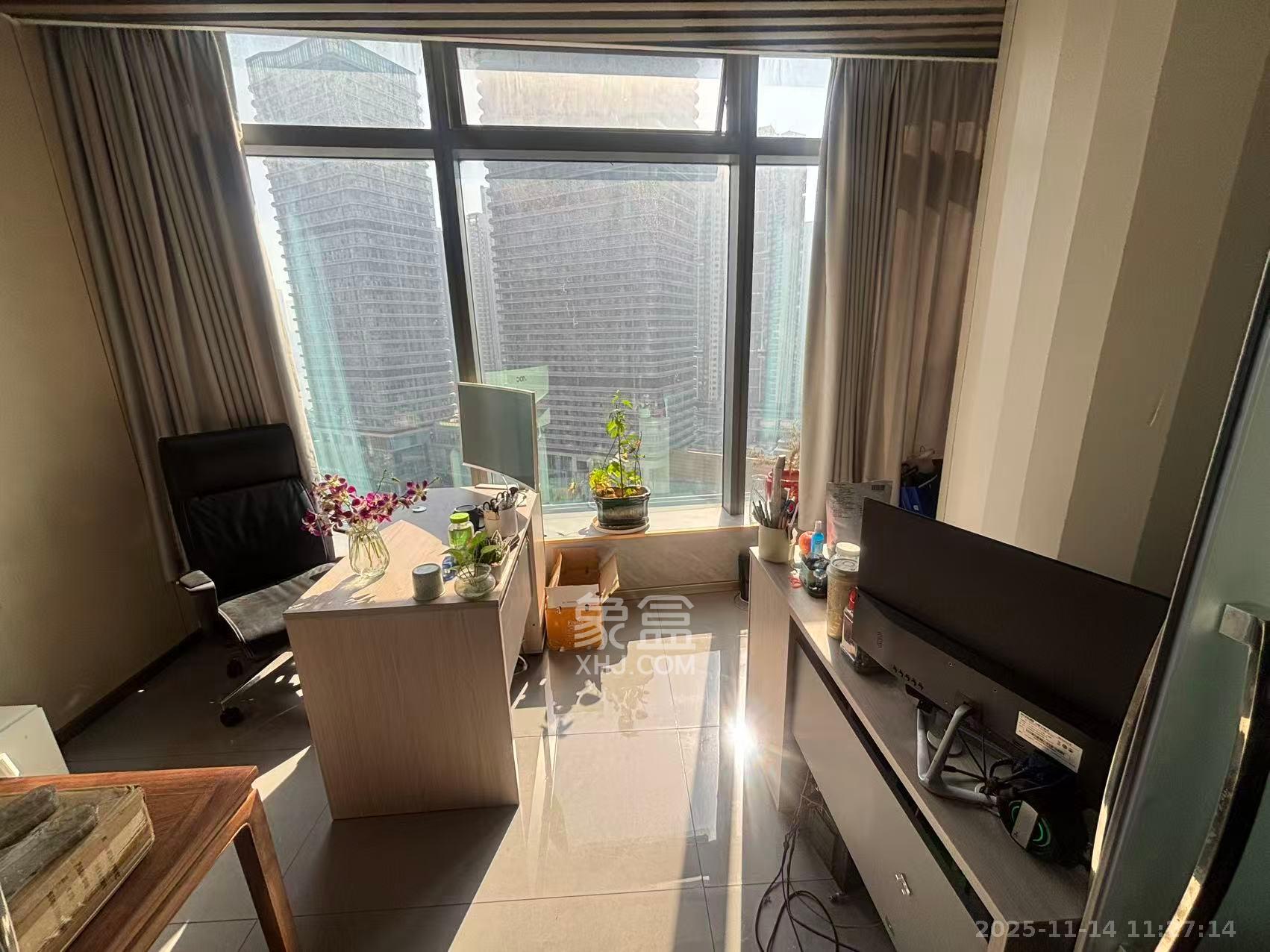 世茂铂曼  1室1厅1卫    2500.0元/月室内图