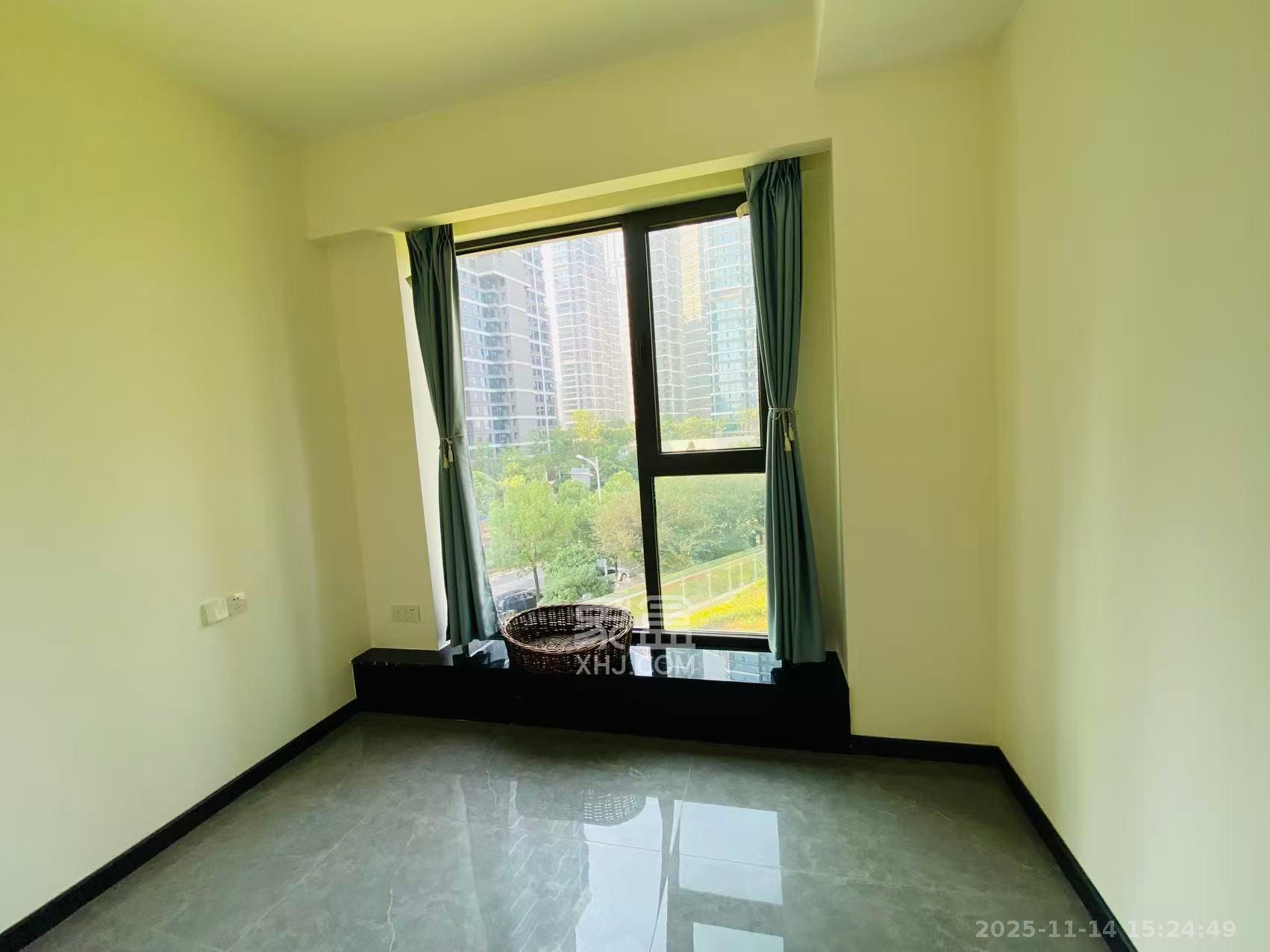 远洋外滩壹号  4室2厅2卫    7500.0元/月室内图