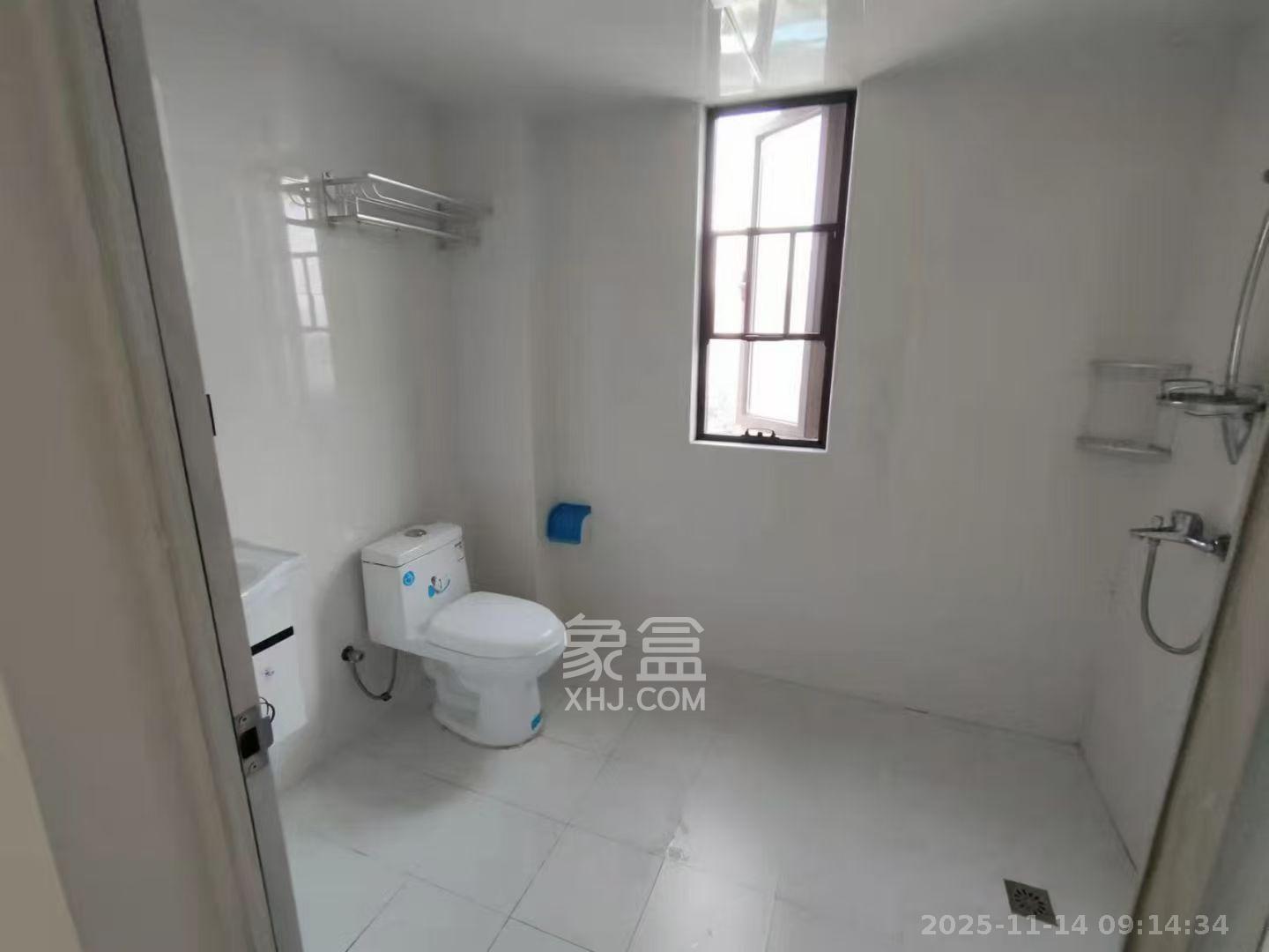 中欣楚天熙苑  3室2厅2卫    2500.0元/月室内图