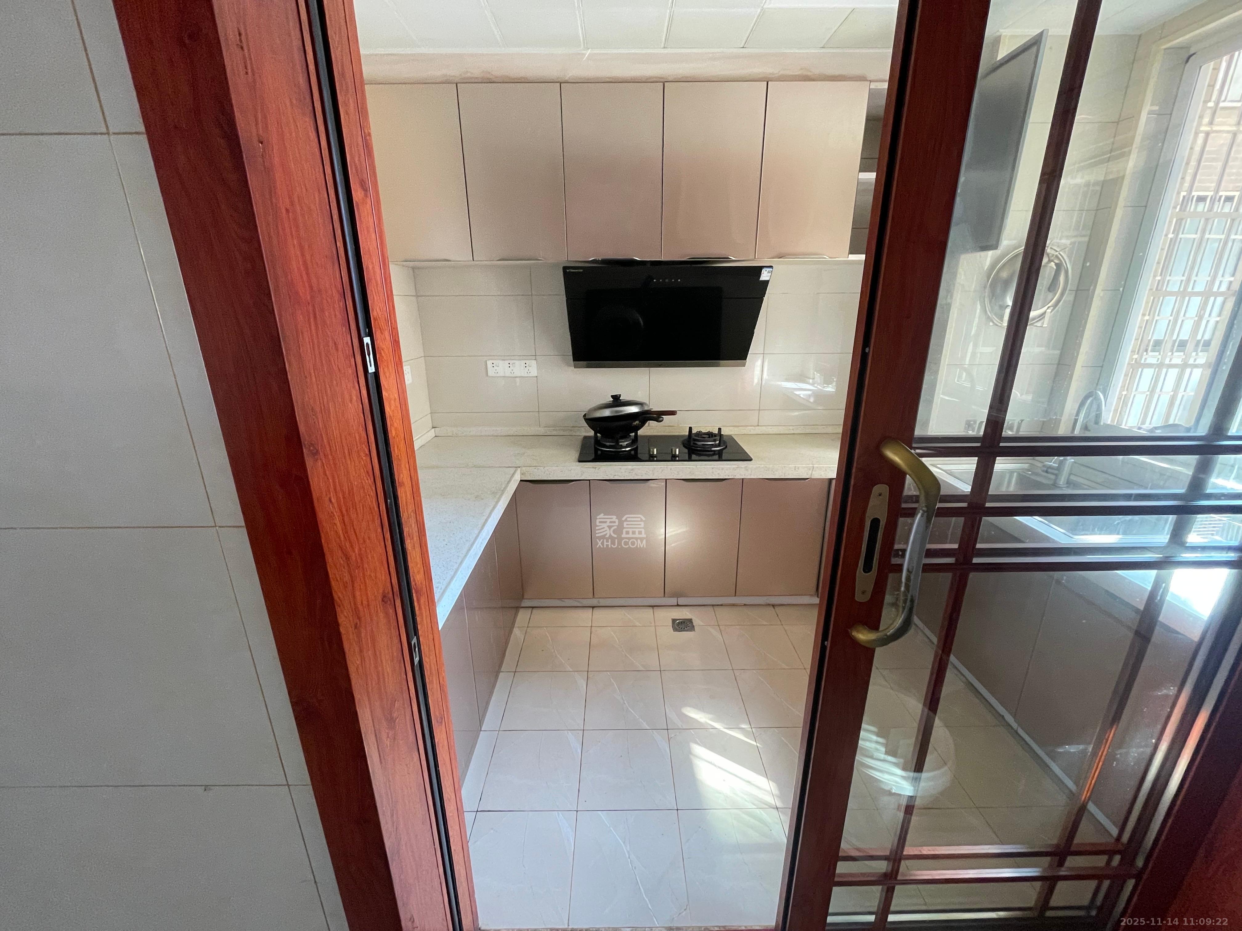 星城新宇桃花苑  1室0厅0卫    2400.0元/月室内图