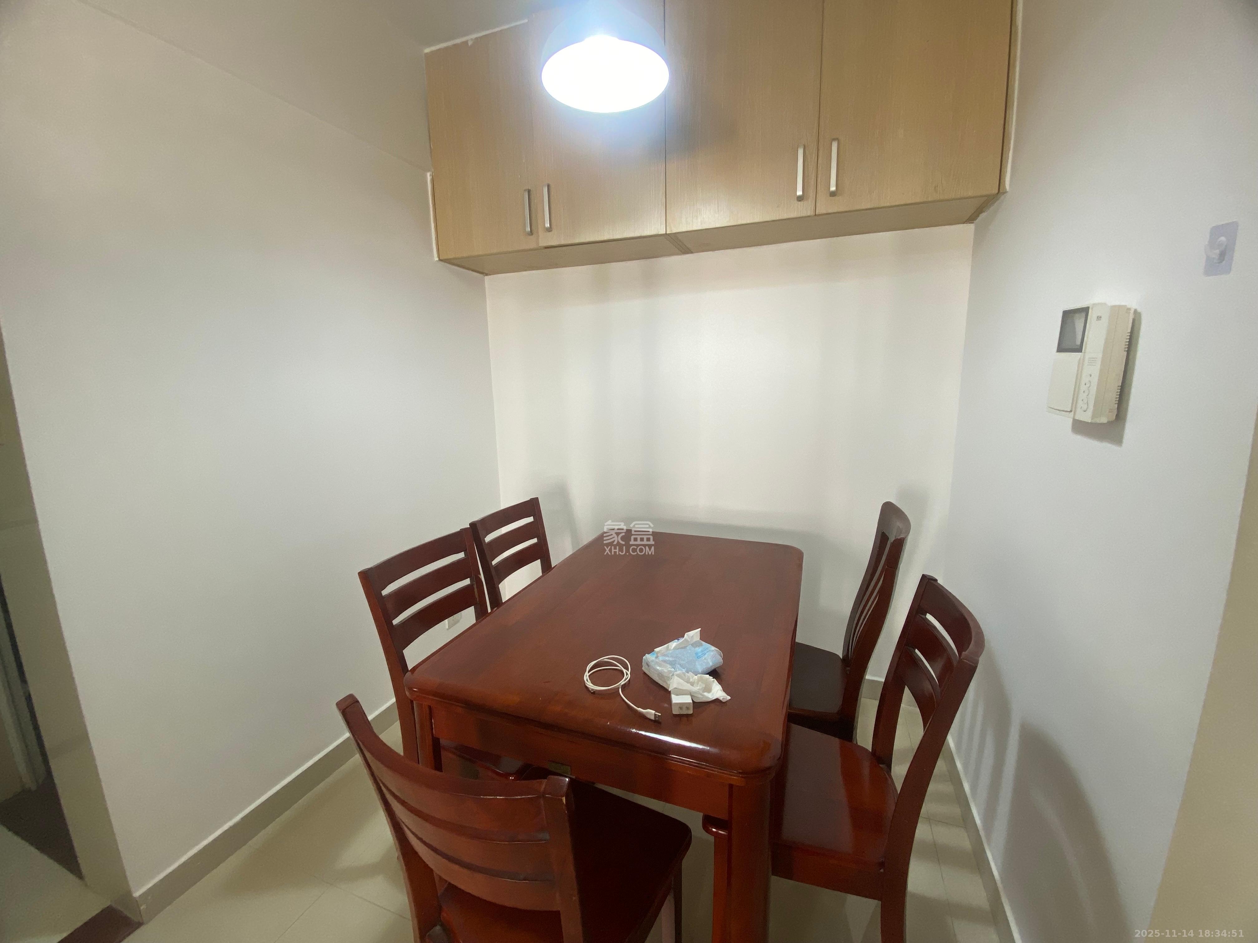 长大彩虹都  2室1厅1卫    1600.0元/月室内图