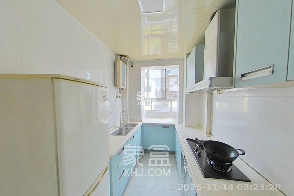 新世纪家园  4室2厅2卫    3000.0元/月室内图