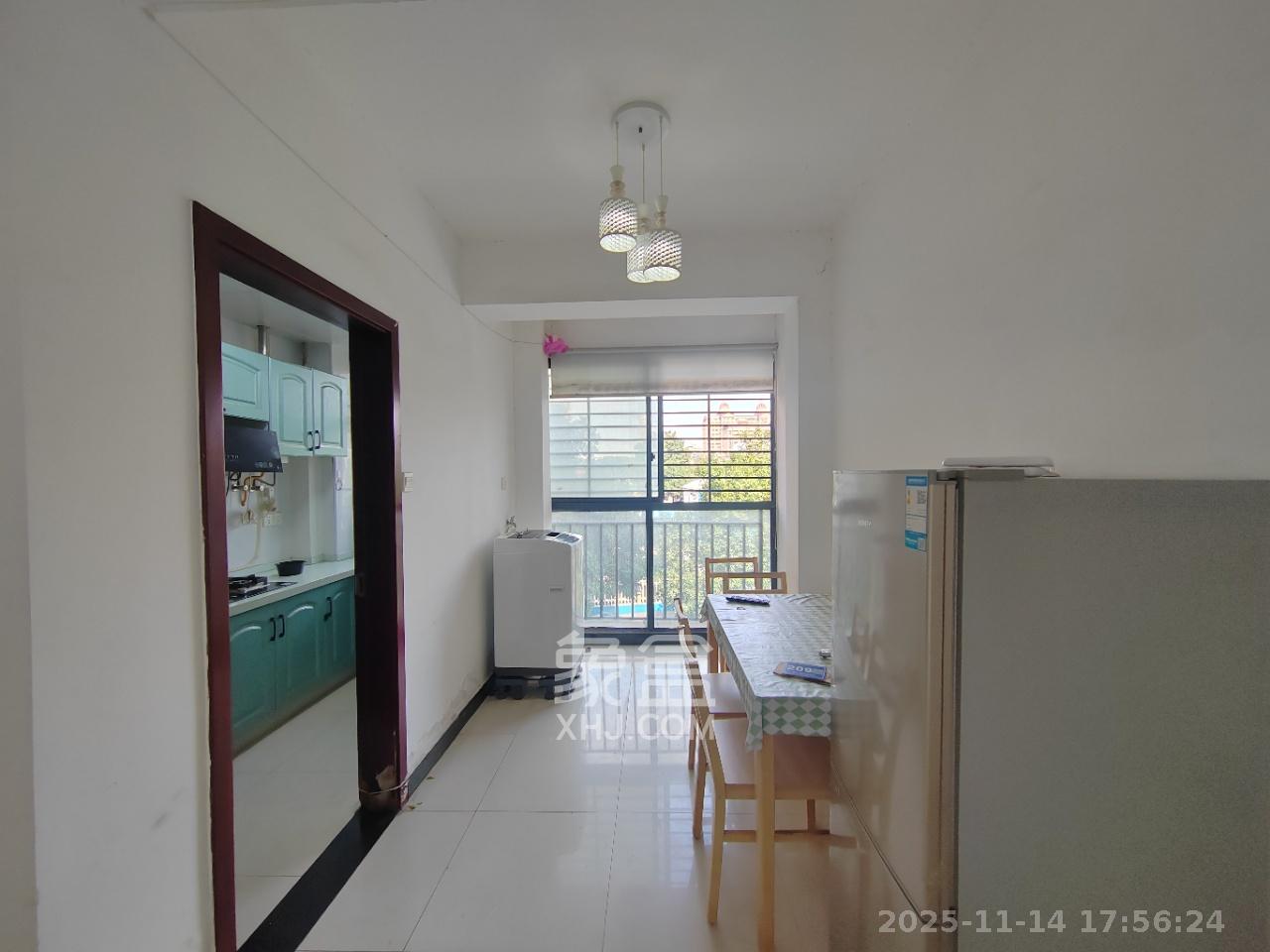 泊爱蓝湾 2室2厅1卫 2200.0元/月 泊爱蓝湾 2室2厅1卫 2200.0元/月室内图