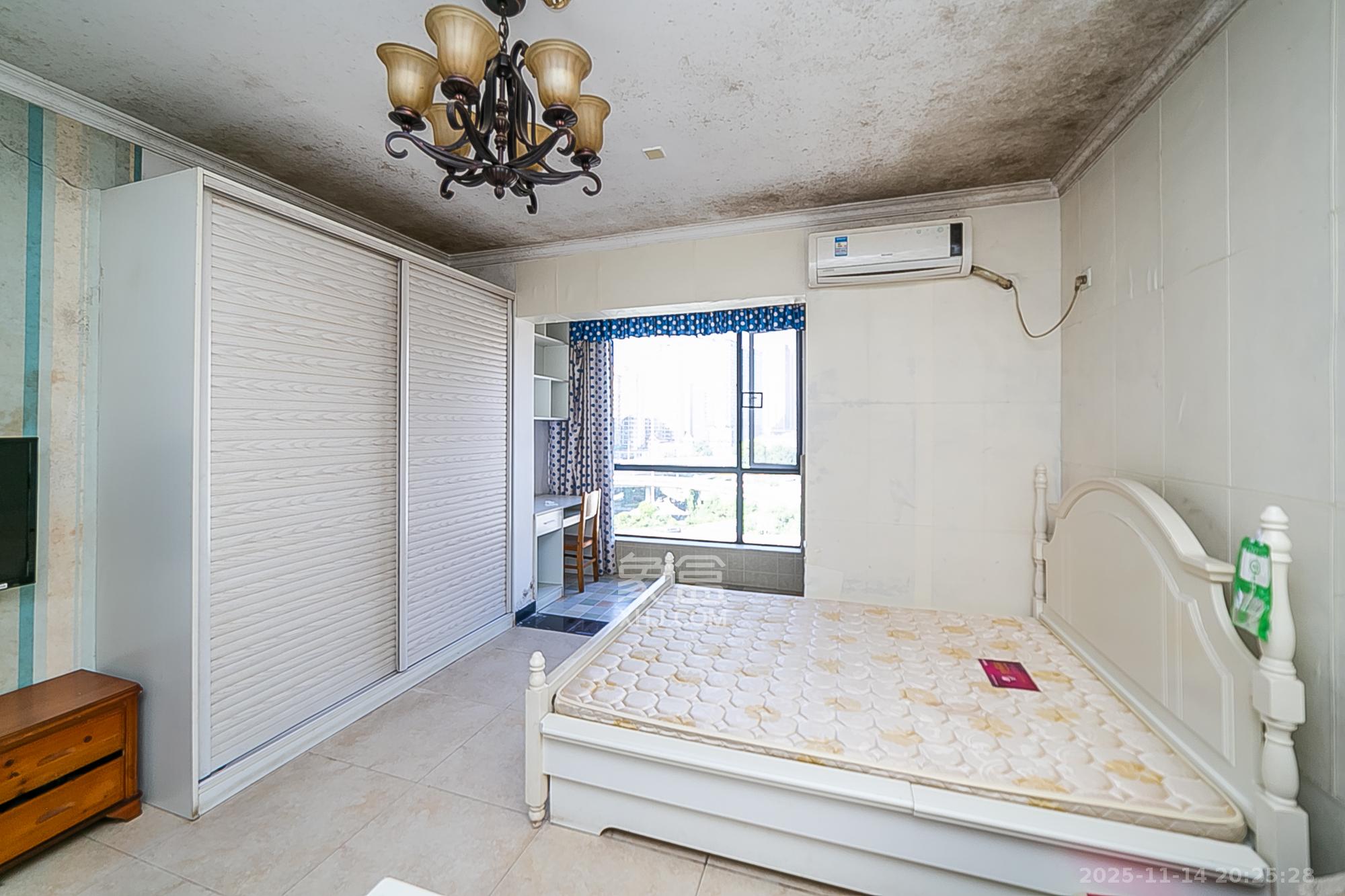 剑桥名门  1室1厅1卫    21.8万