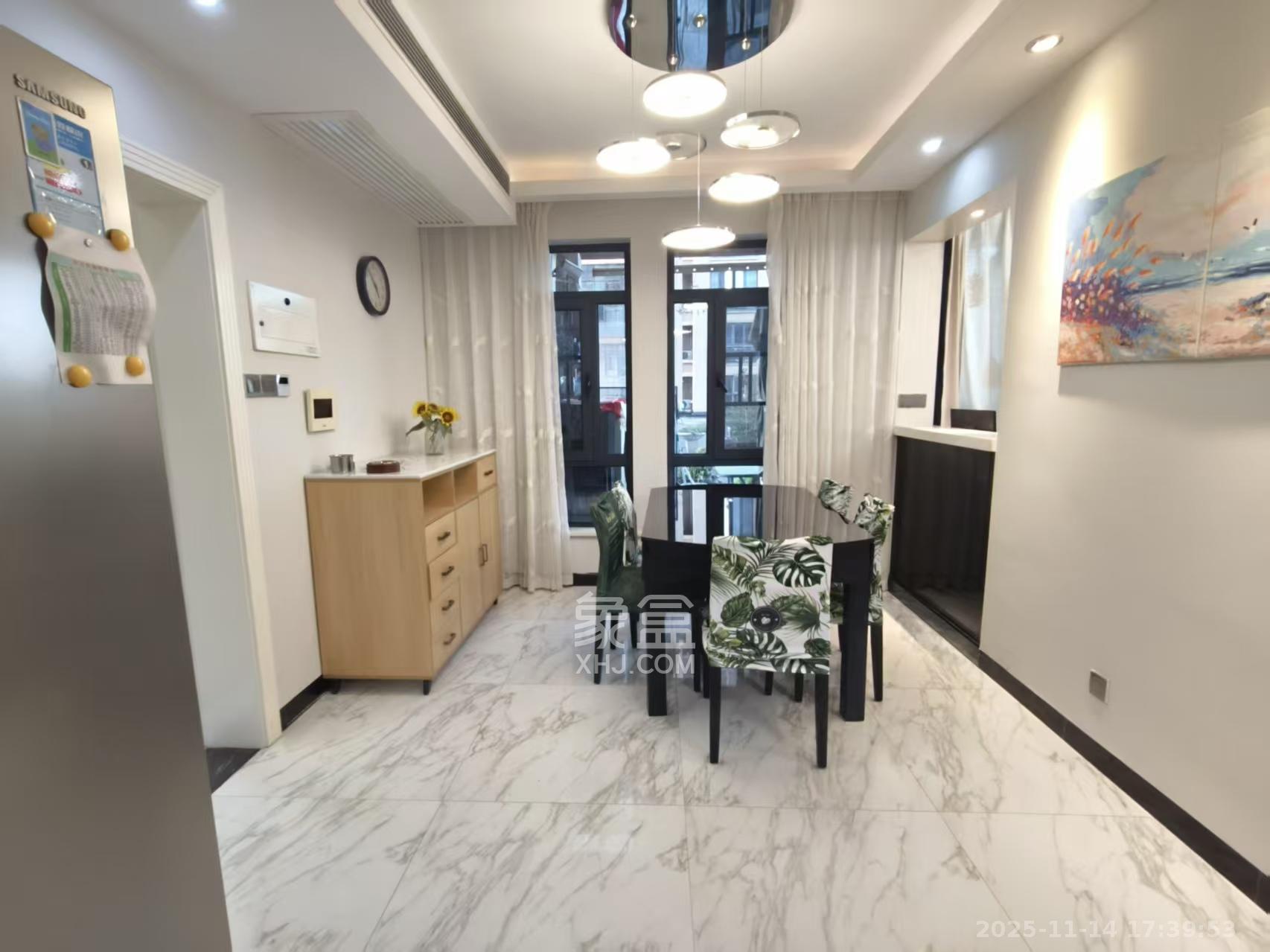 鑫远尚玺苑 4室2厅2卫 5000.0元/月 鑫远尚玺苑 4室2厅2卫 5000.0元/月室内图