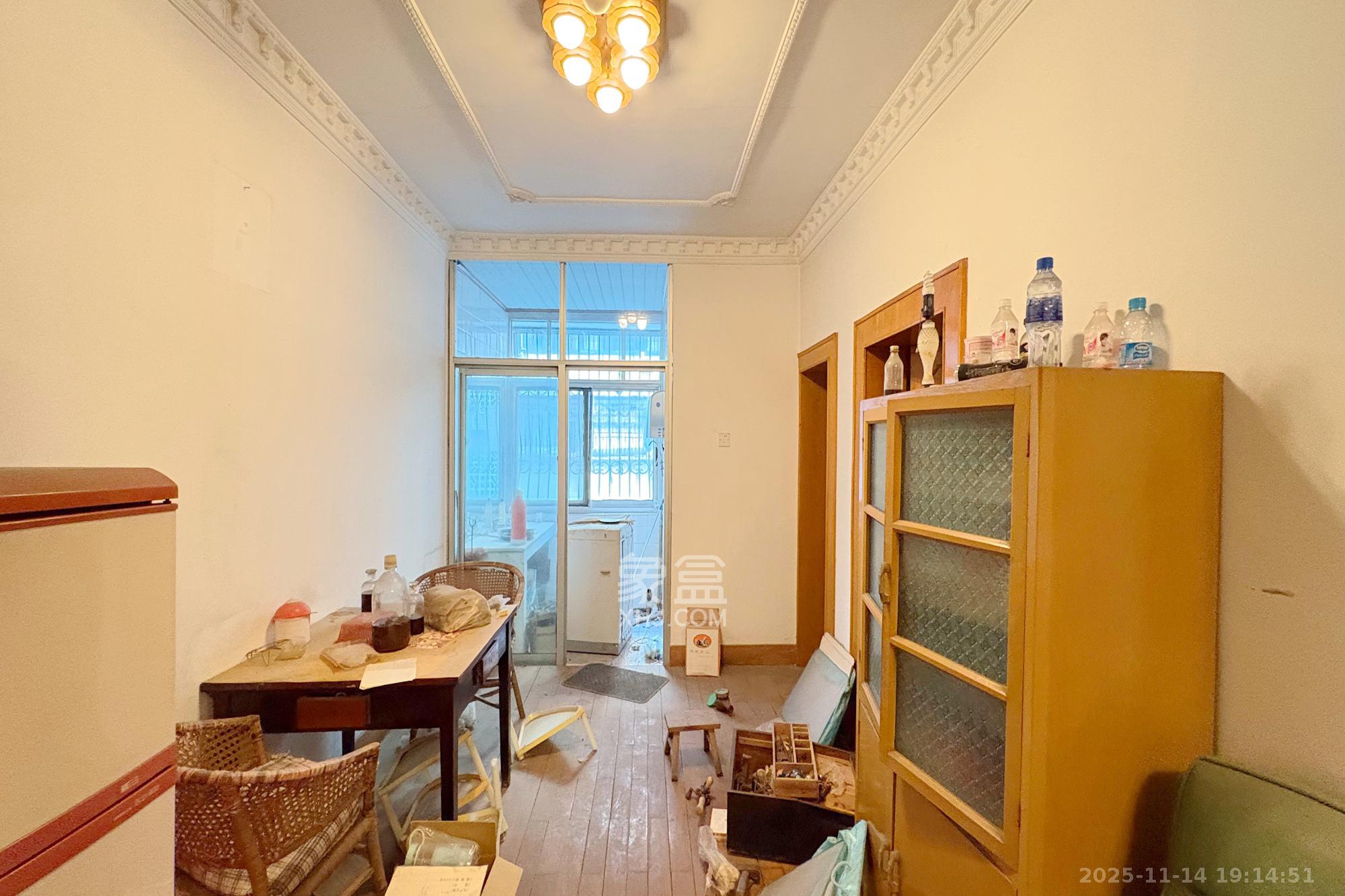 省建苑小区 3室2厅1卫 66.0万 省建苑小区 3室2厅1卫 66.0万其他