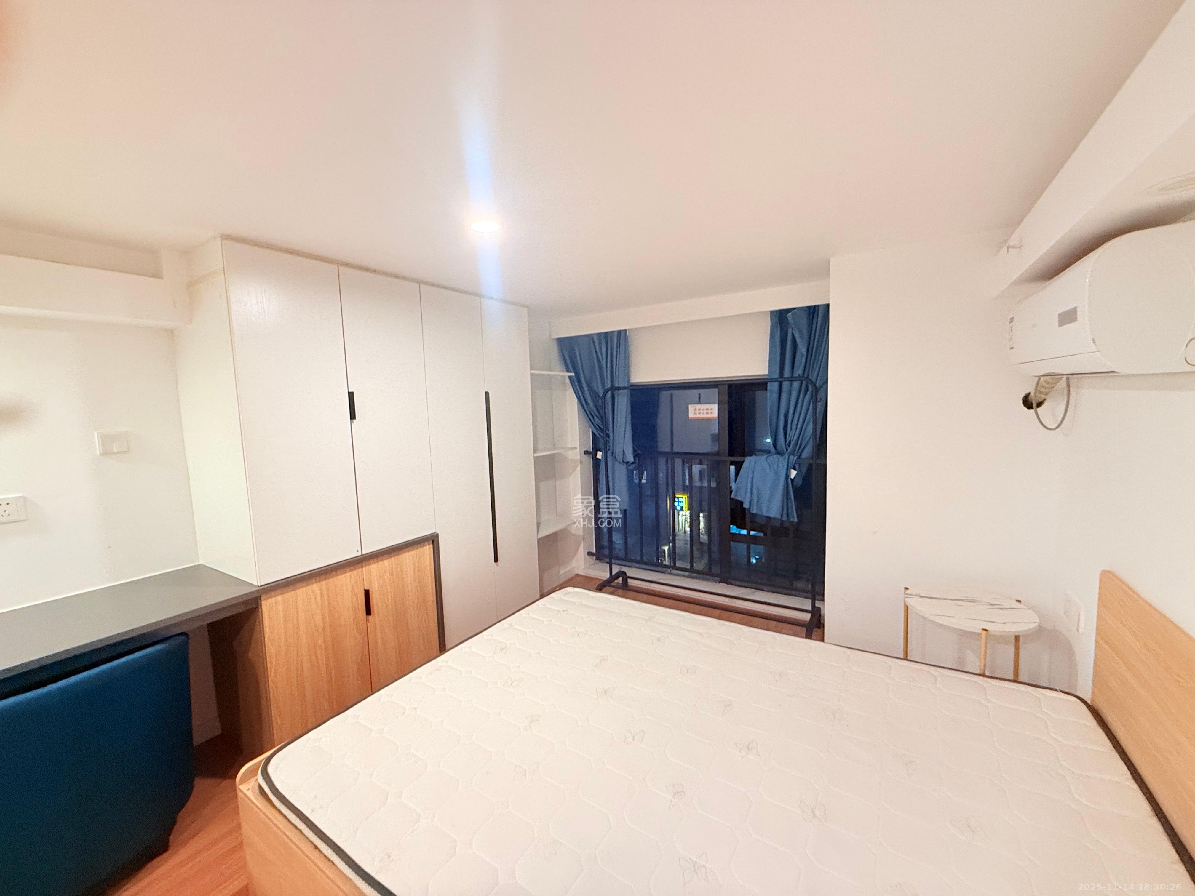 卓越江岸 1室1厅1卫 1400.0元/月 卓越江岸 1室1厅1卫 1400.0元/月室内图