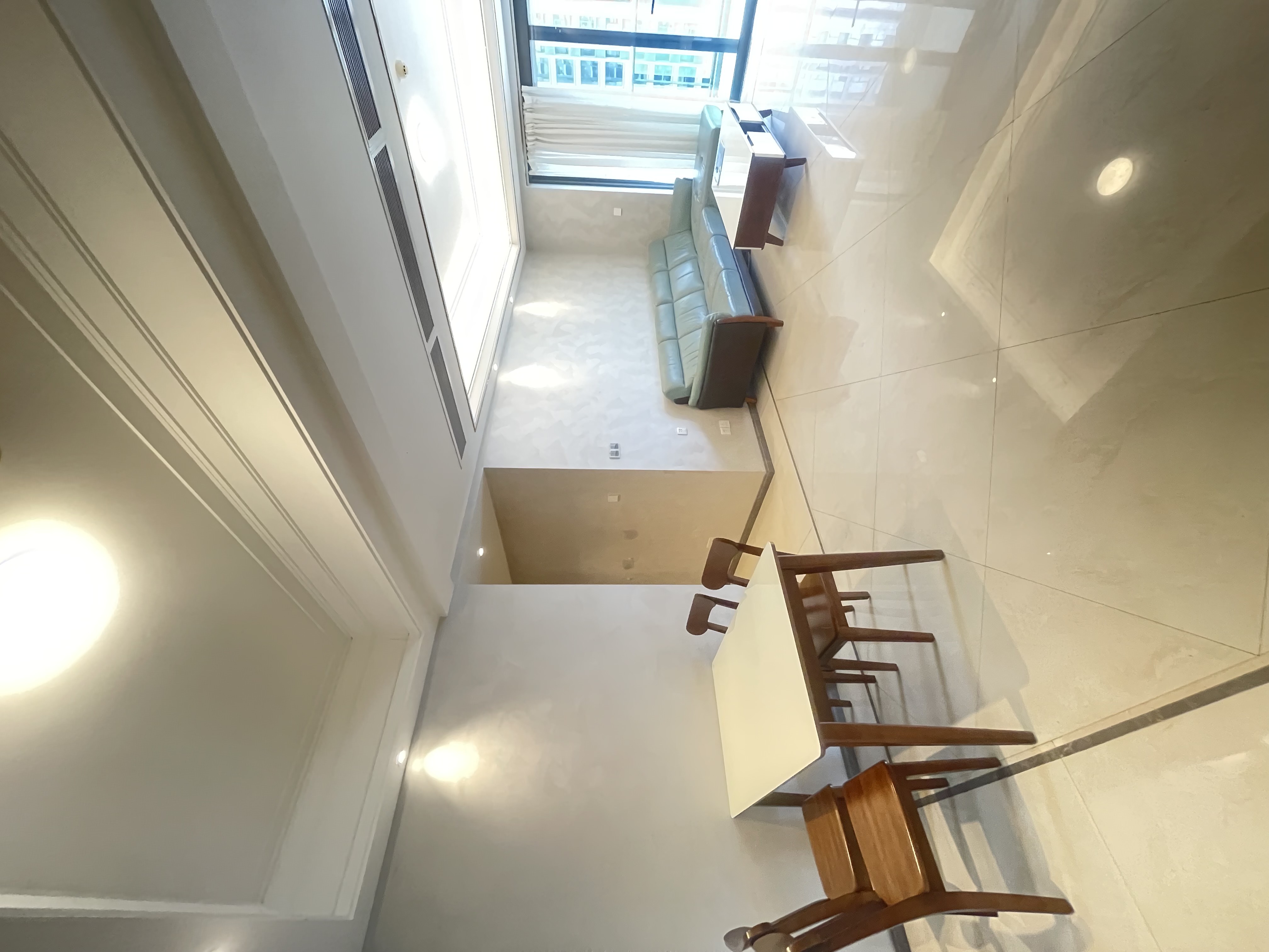 龙兴公馆  3室2厅2卫    4800.0元/月室内图