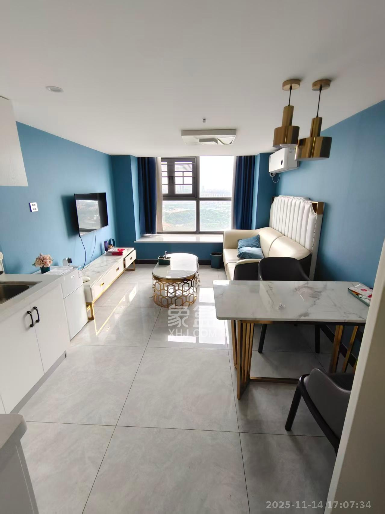 弘坤云寓  1室0厅1卫    2400.0元/月