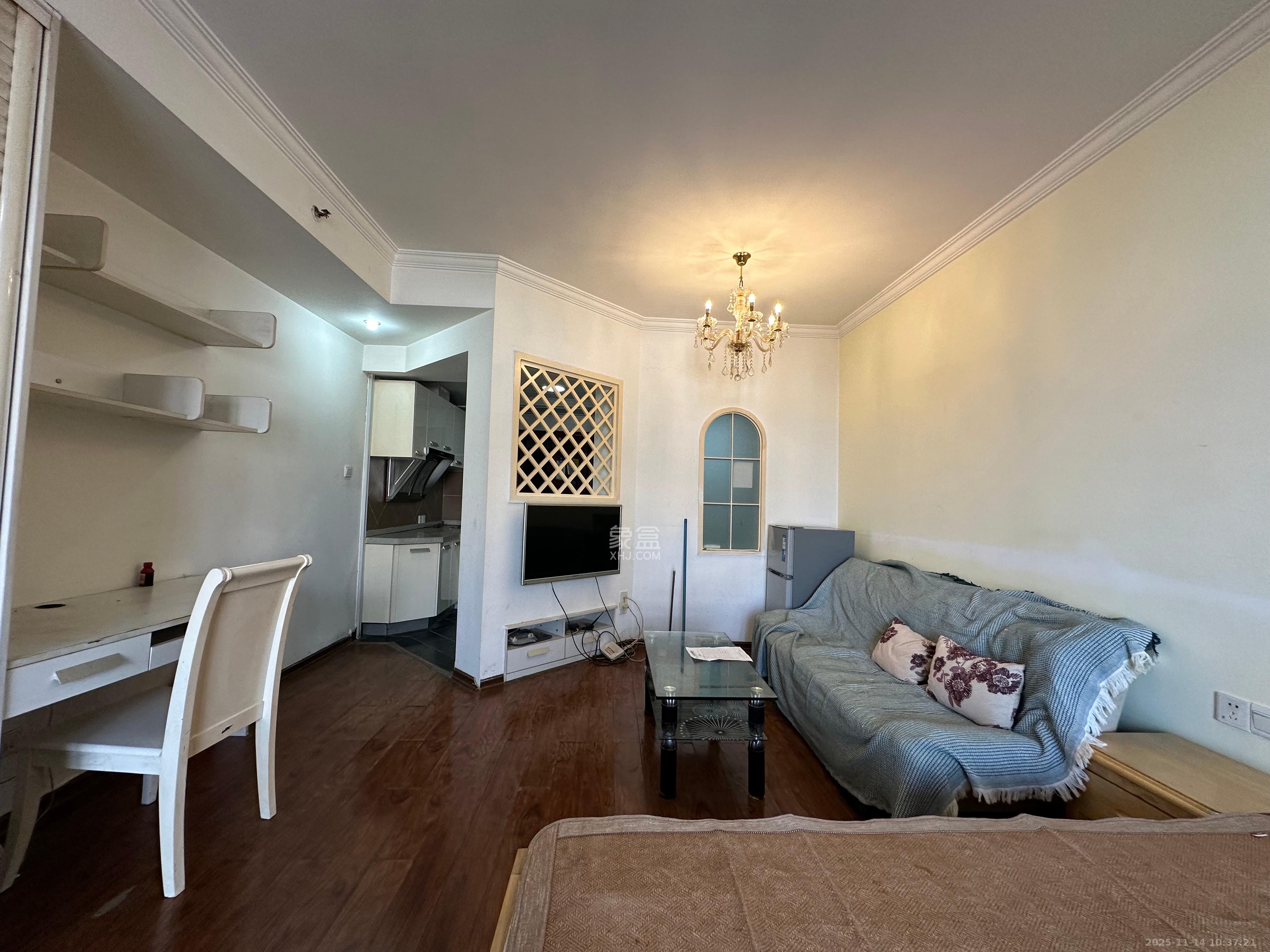 时代星城  1室1厅1卫    900.0元/月室内图