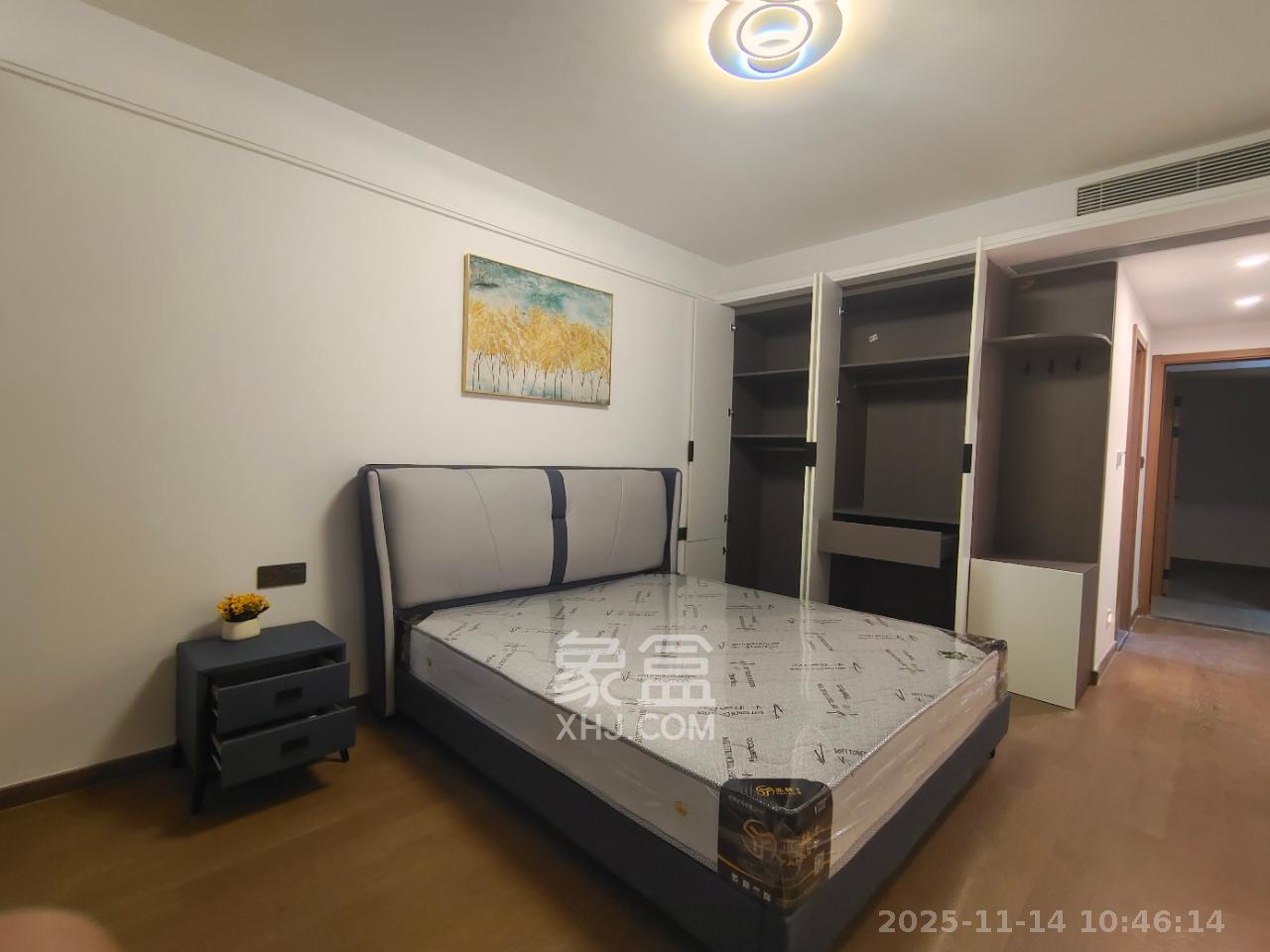 卓越江岸  4室2厅2卫    5500.0元/月室内图