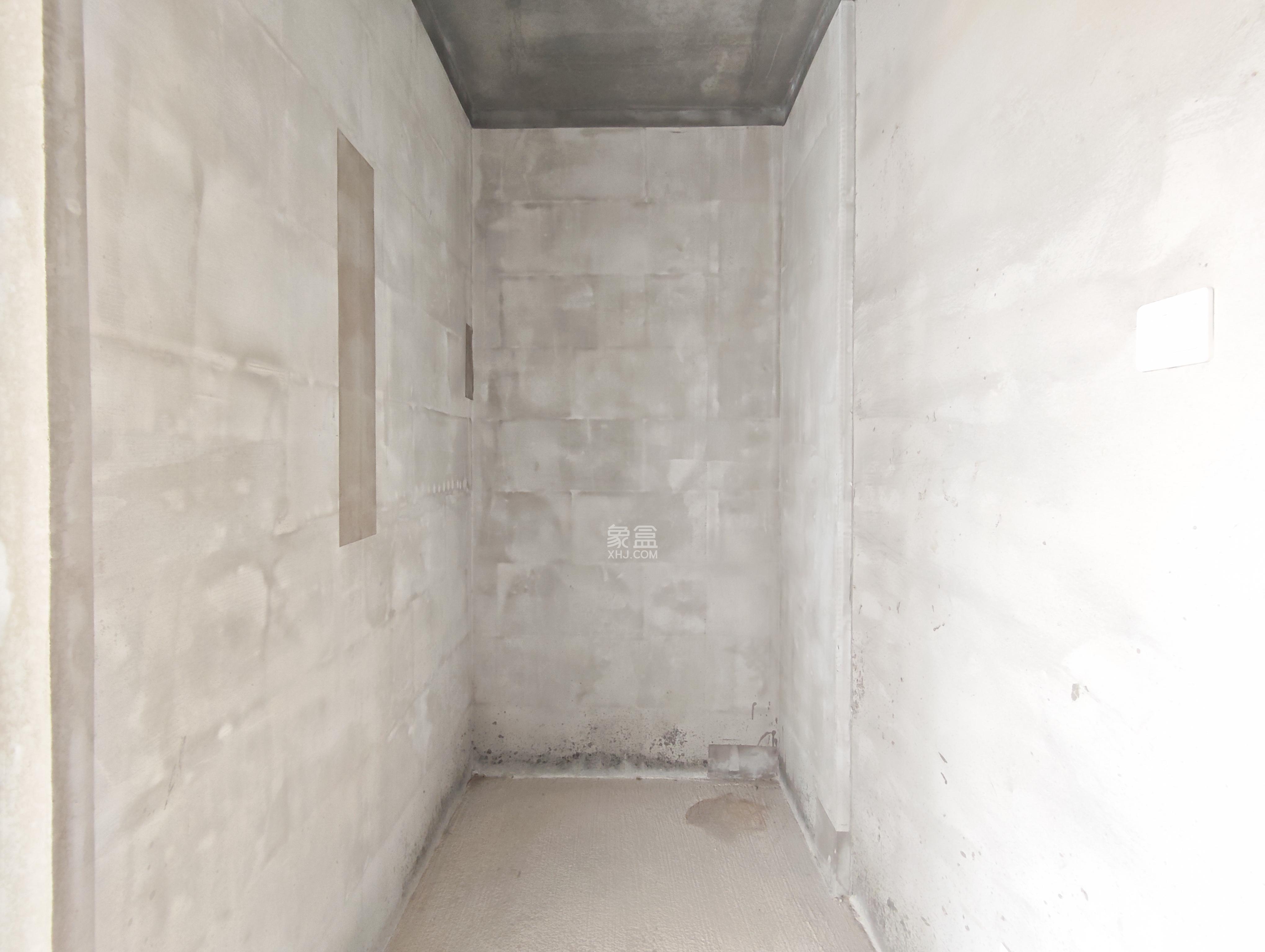 中建嘉和城  3室2厅2卫    90.0万其他