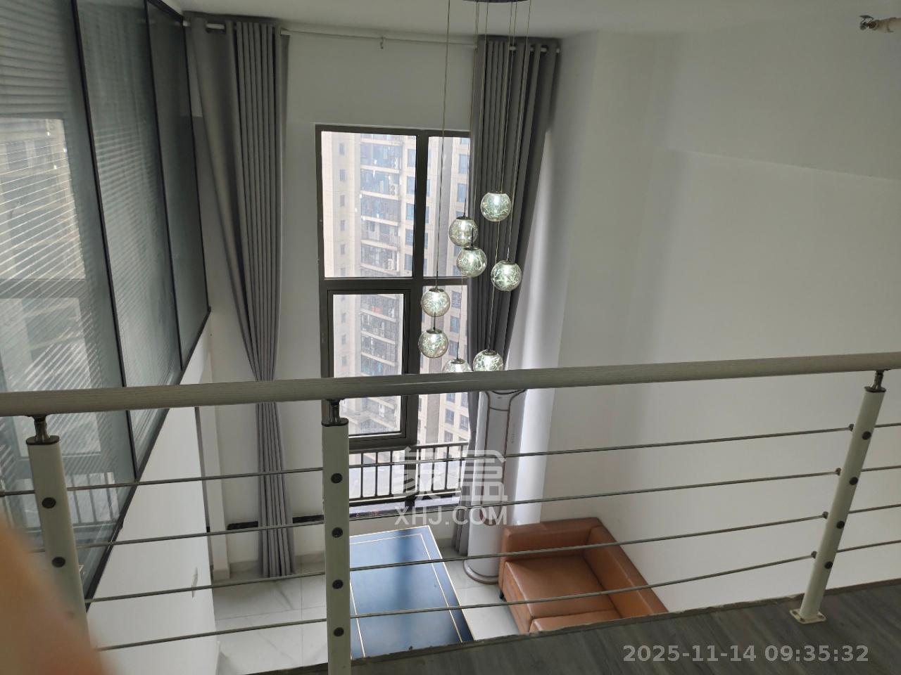 梅溪湖金茂湾 2室1厅2卫 3200.0元/月 梅溪湖金茂湾 2室1厅2卫 3200.0元/月室内图