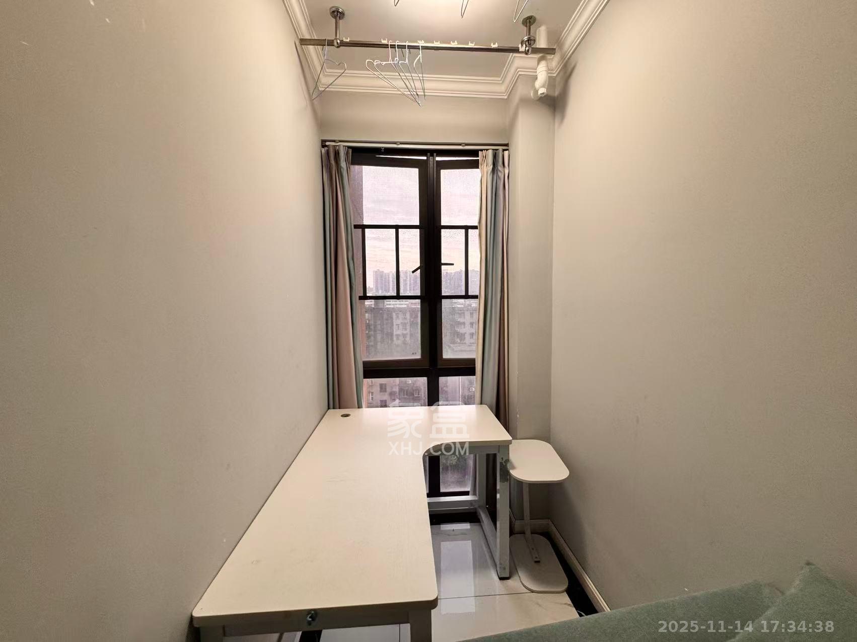 荣悦台  1室1厅1卫    2400.0元/月室内图