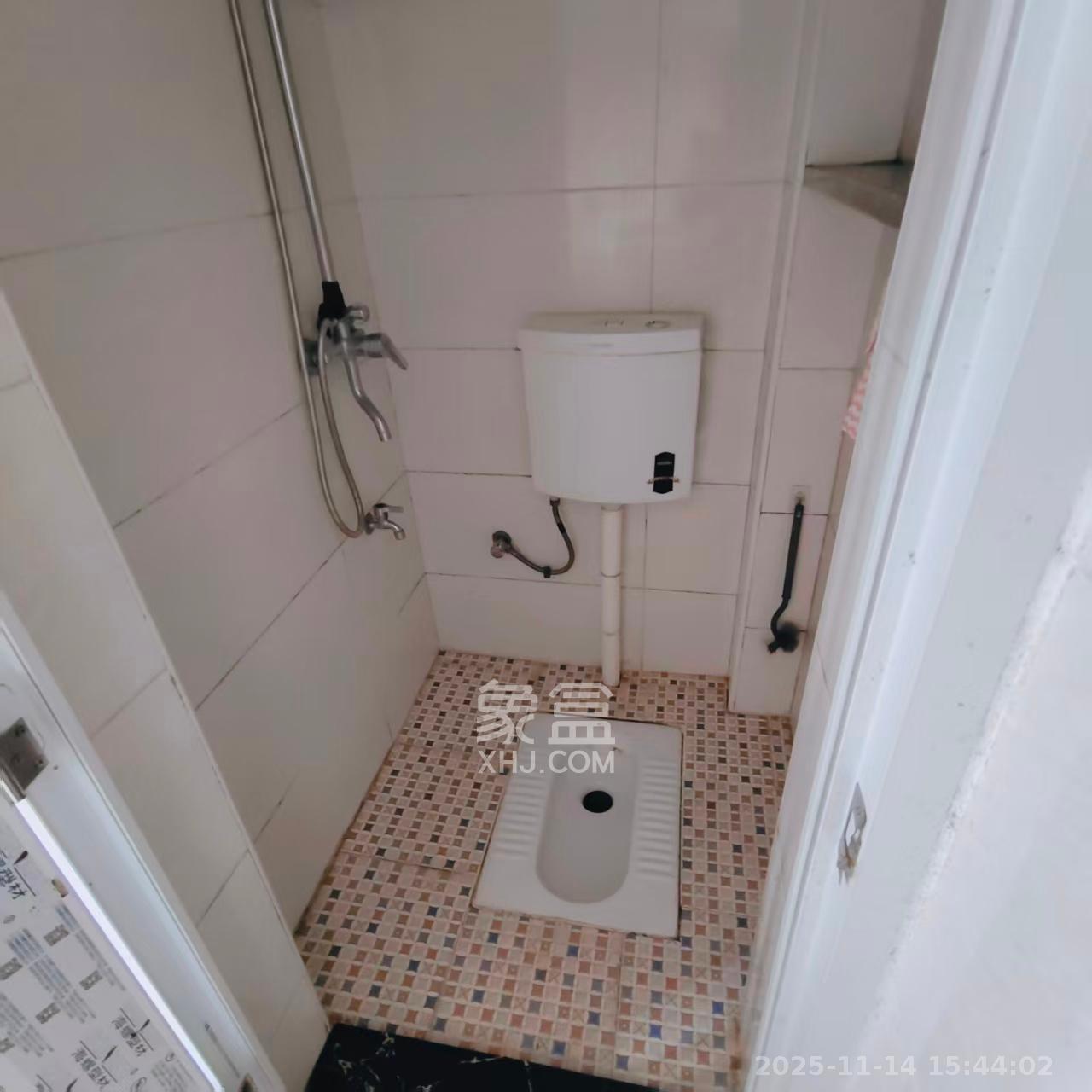 丰盈里散盘（丰盈里、丰盈西里）  1室1厅1卫    1300.0元/月室内图