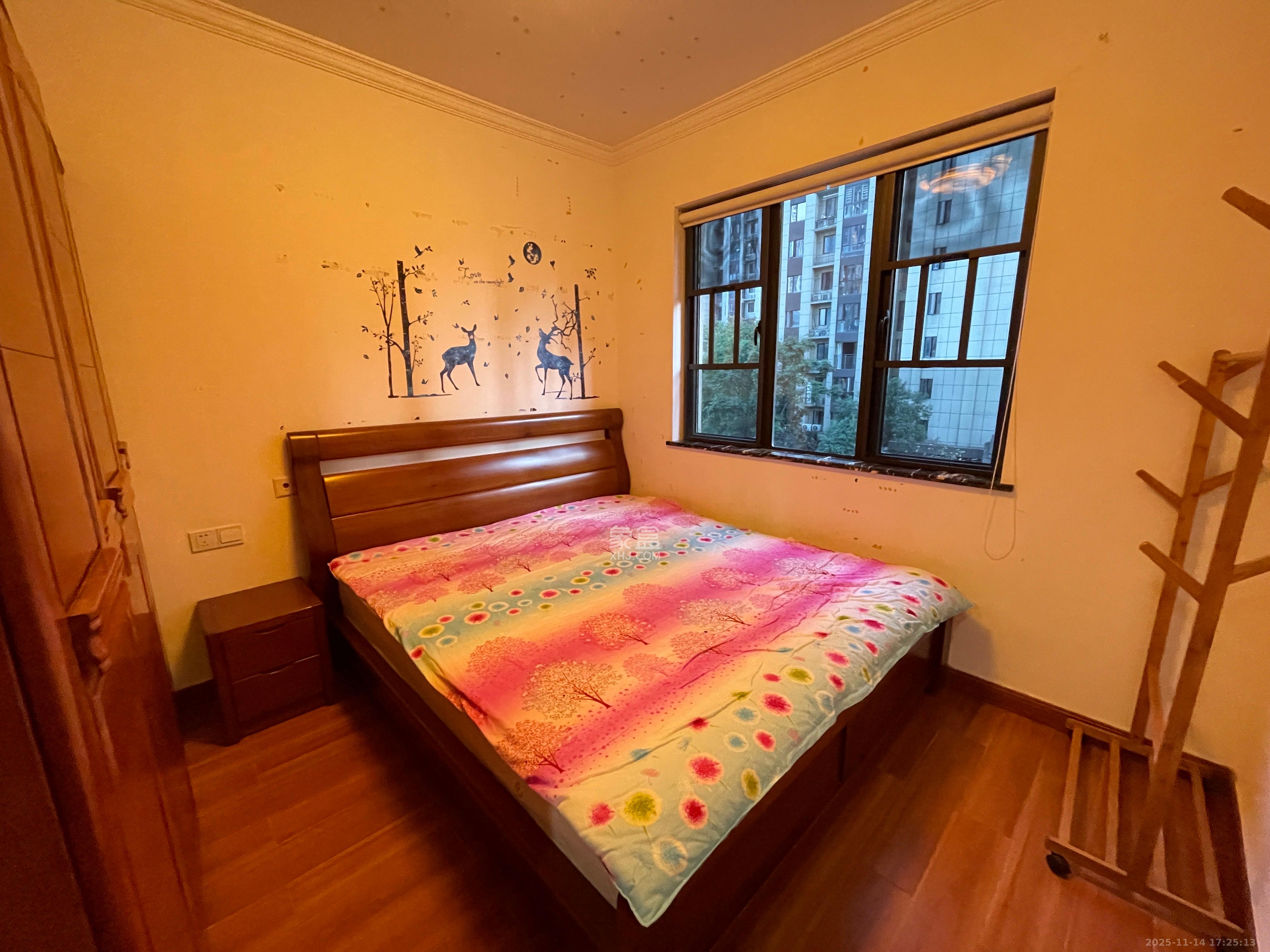 中国铁建梅溪青秀二期  3室2厅2卫    2600.0元/月室内图