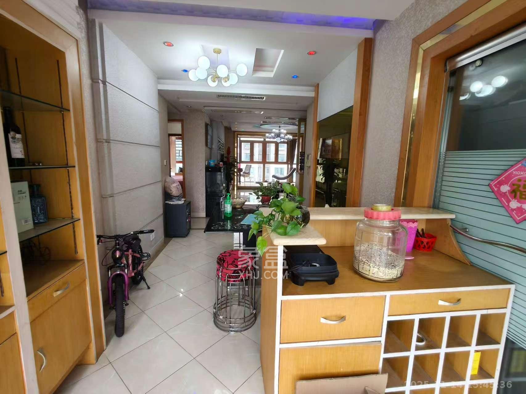 凯乐湘园  4室2厅2卫    3500.0元/月室内图