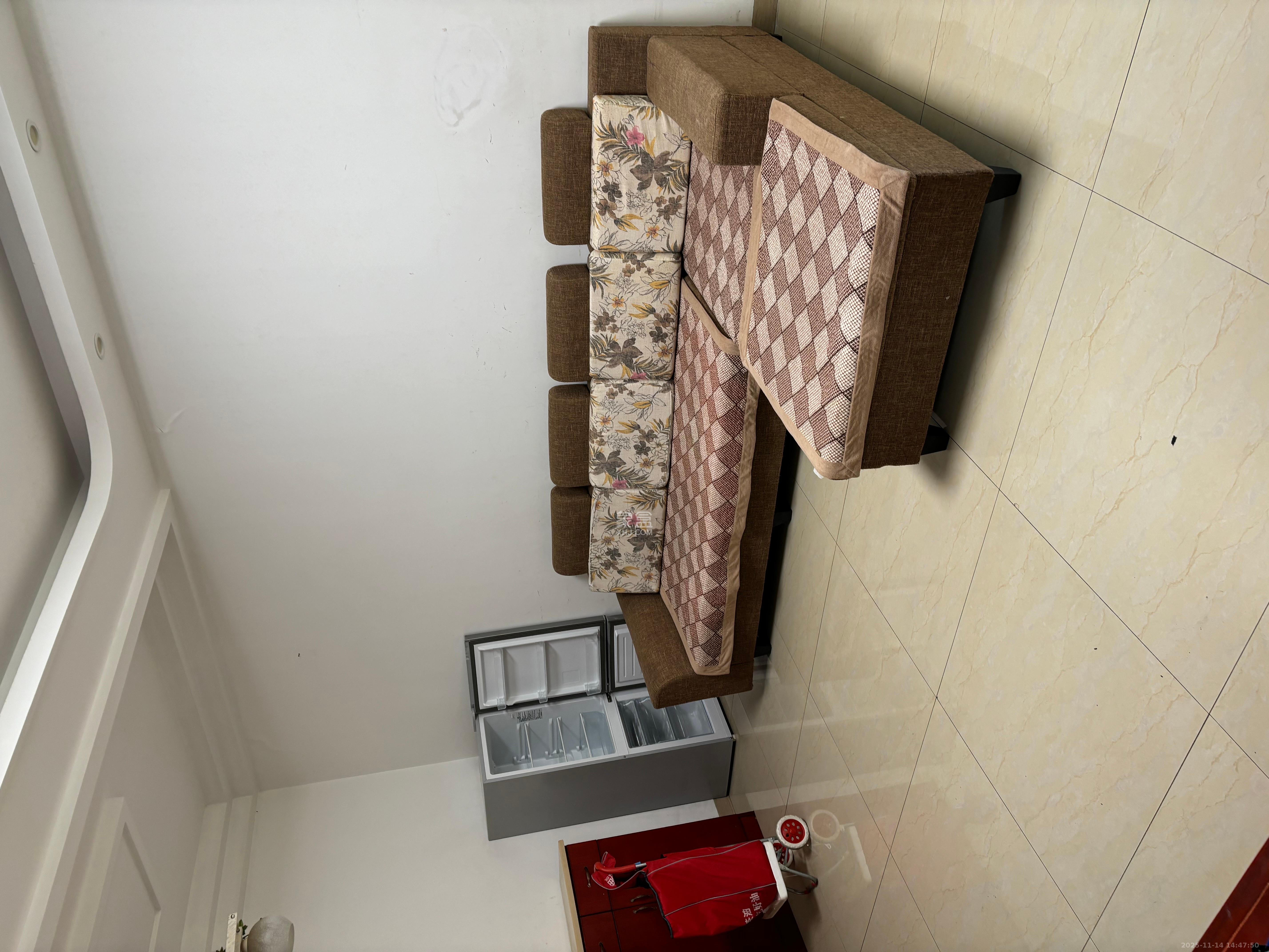 御溪国际  2室2厅1卫    2200.0元/月室内图