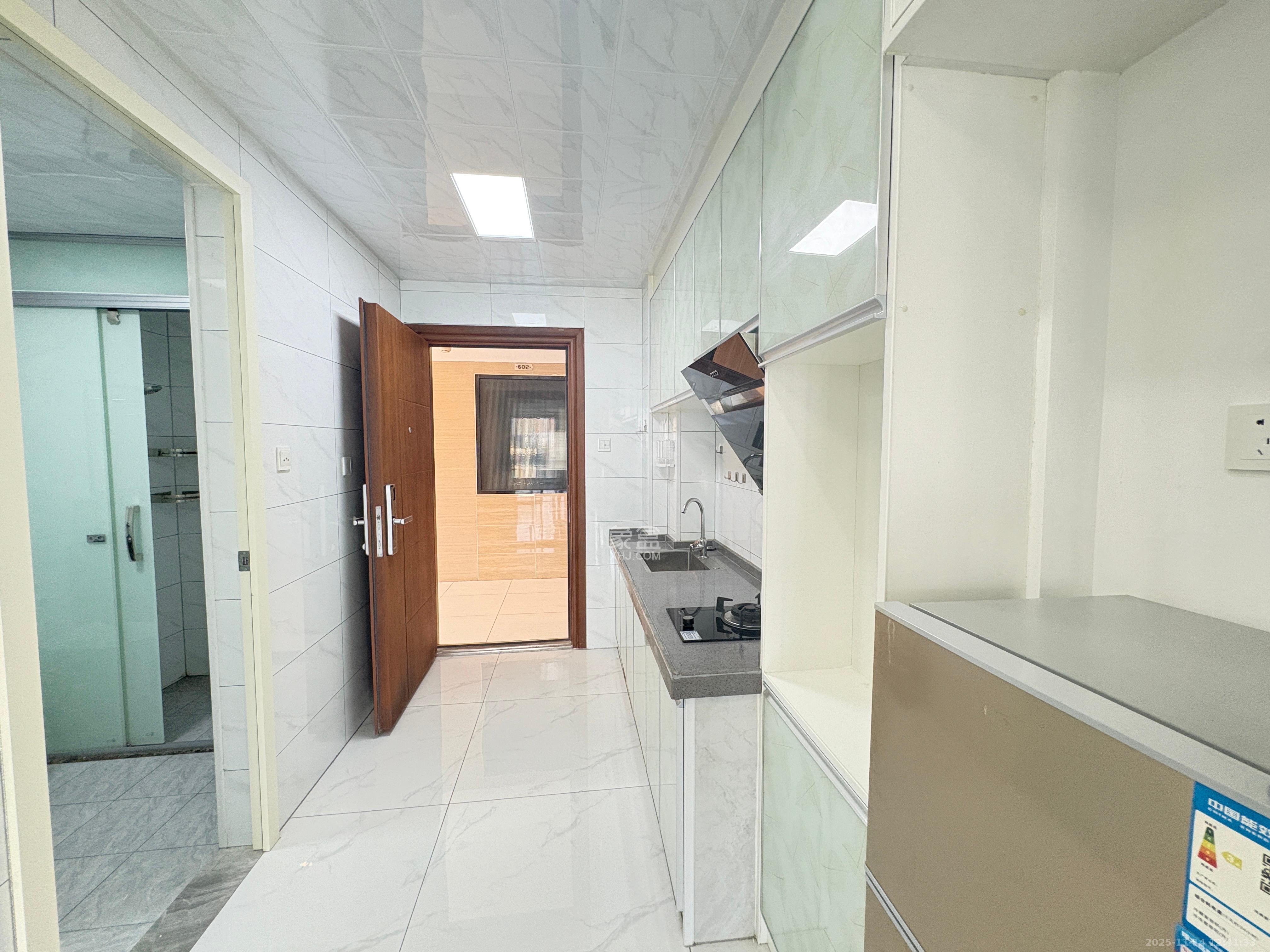 富力十号 1室1厅1卫 1800.0元/月 富力十号 1室1厅1卫 1800.0元/月室内图