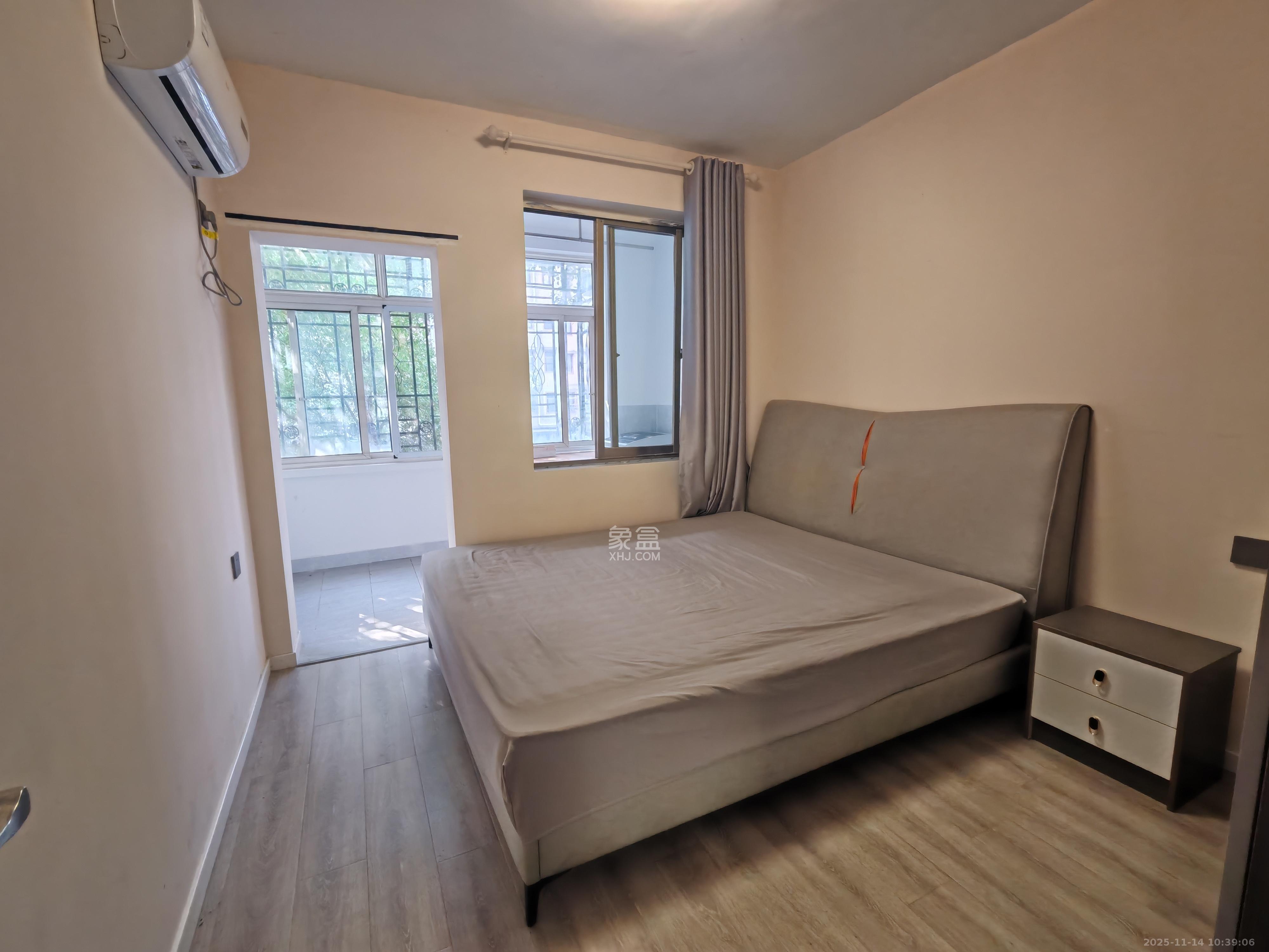 荷晏小区 3室2厅1卫 2000.0元/月 荷晏小区 3室2厅1卫 2000.0元/月室内图