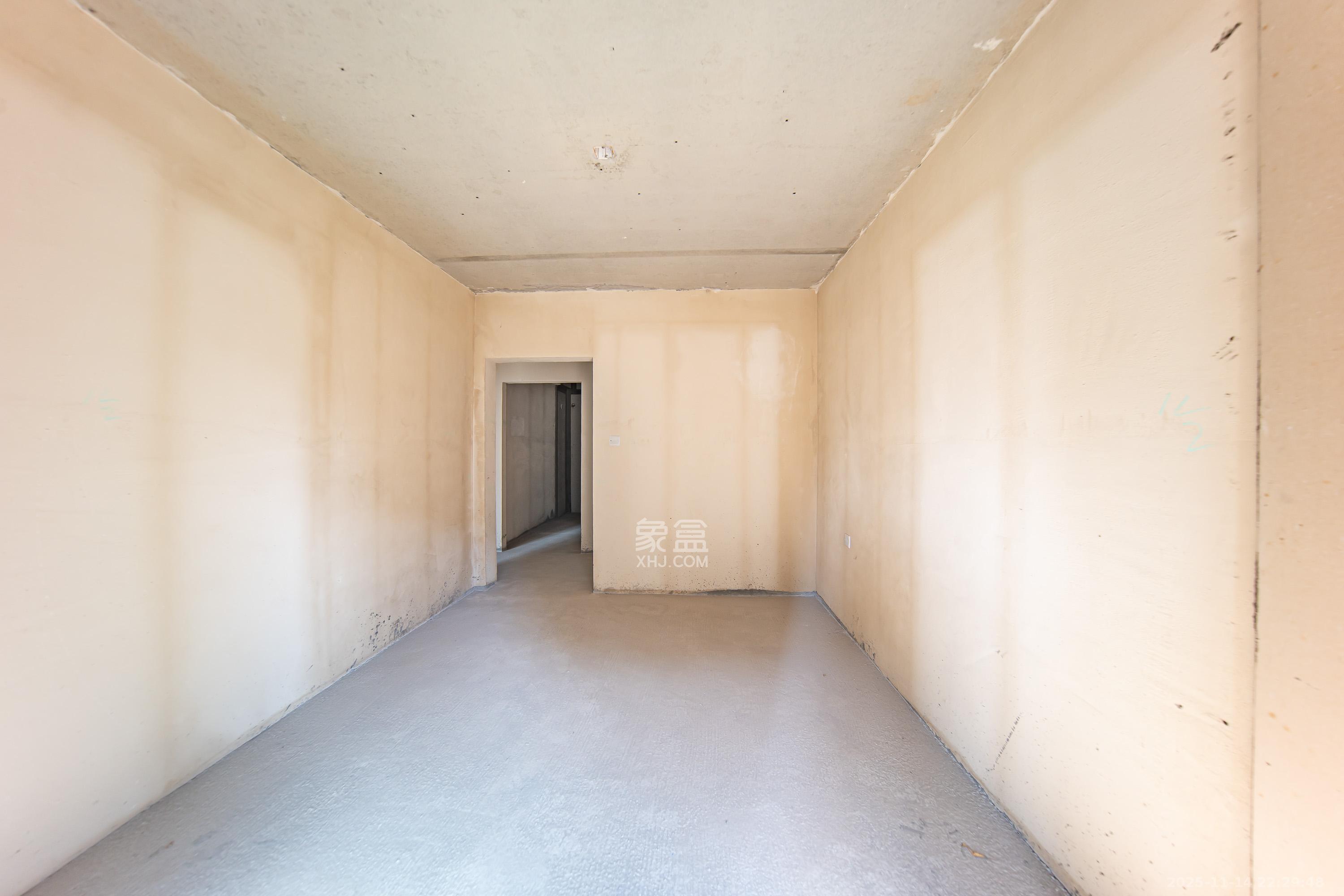 城发恒伟星雅韵(恒伟星辉苑) 4室2厅2卫 139.0万 城发恒伟星雅韵(恒伟星辉苑) 4室2厅2卫 139.0万卧室