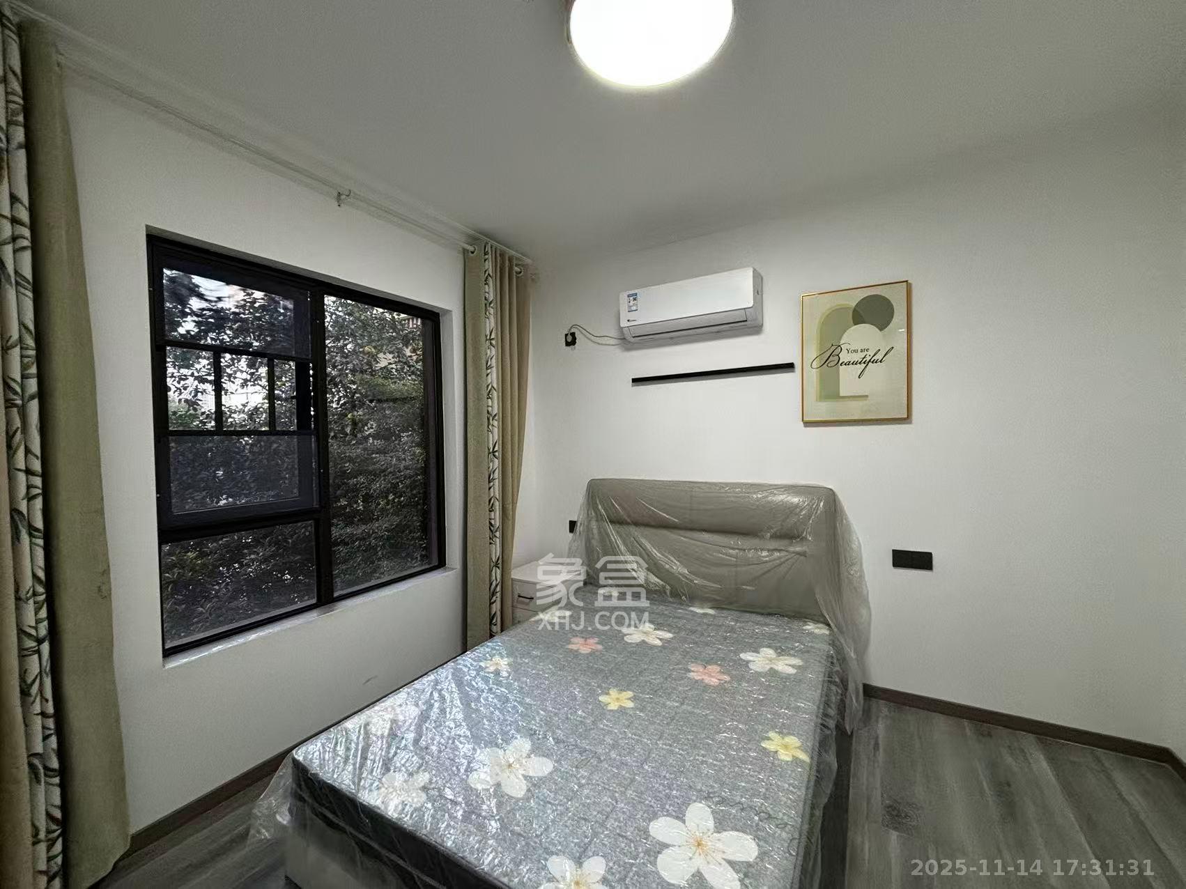 润和滨江府  5室2厅2卫    3700.0元/月室内图