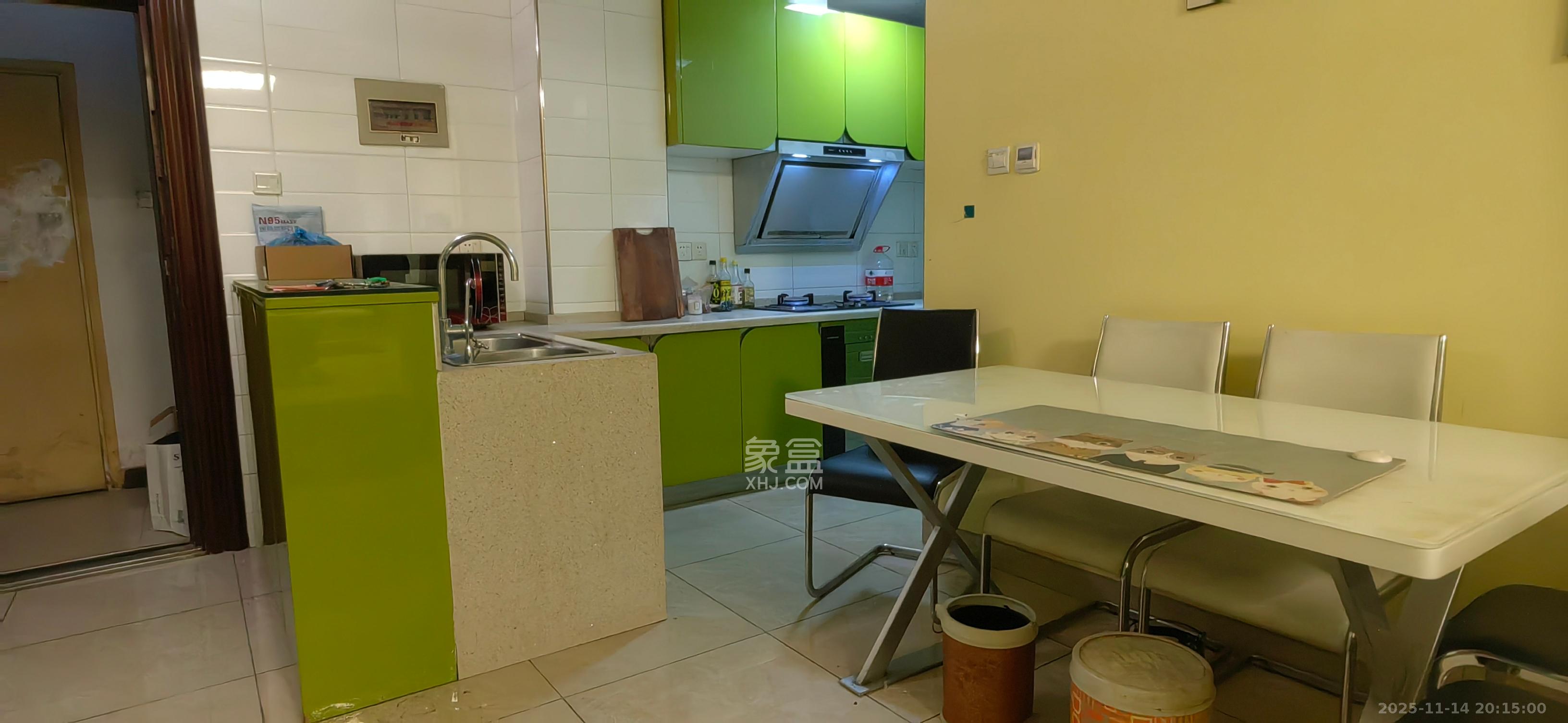 东玺门  2室2厅1卫    2500.0元/月室内图