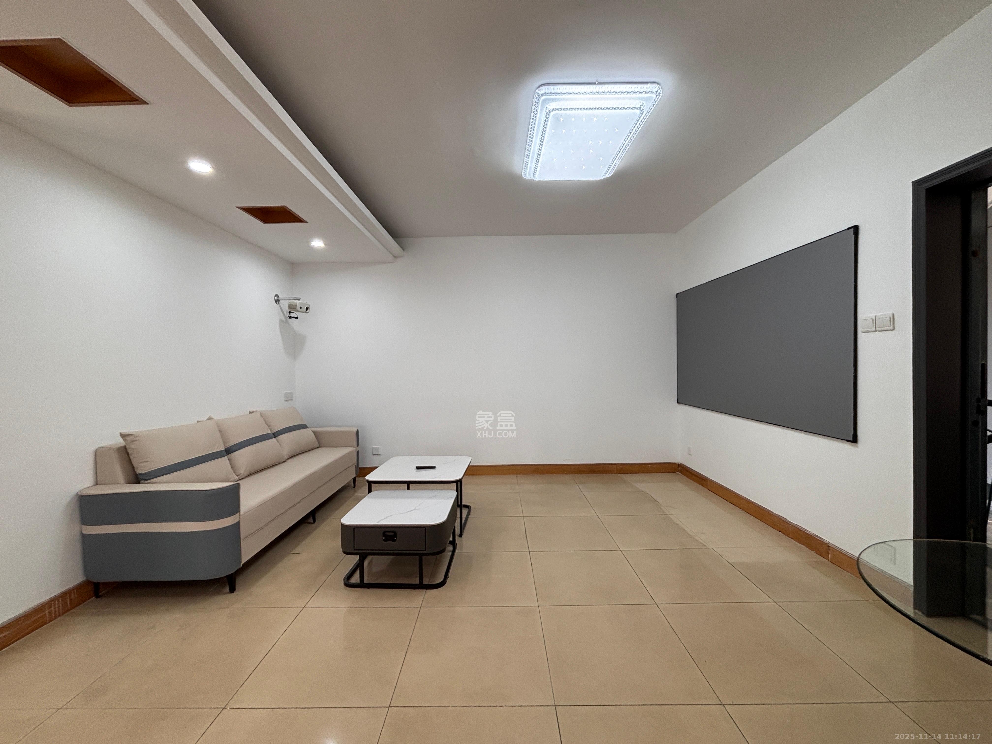 天龙花园 2室2厅1卫 2500.0元/月 天龙花园 2室2厅1卫 2500.0元/月室内图